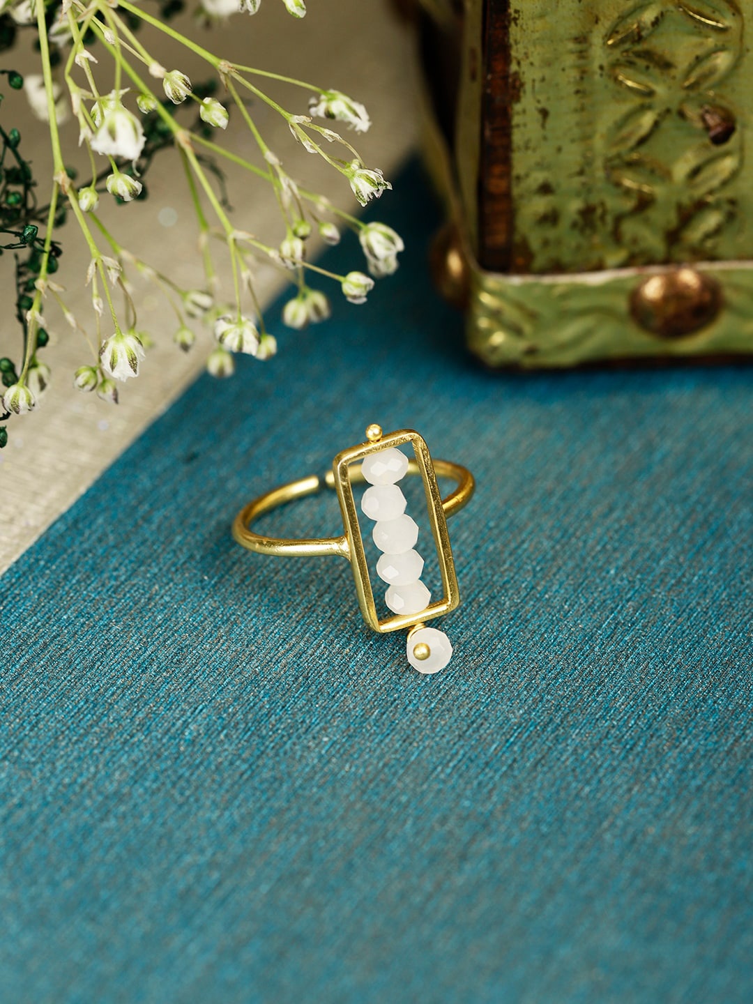 

Berserk Gold-Plated Moonstone Studded Finger Ring