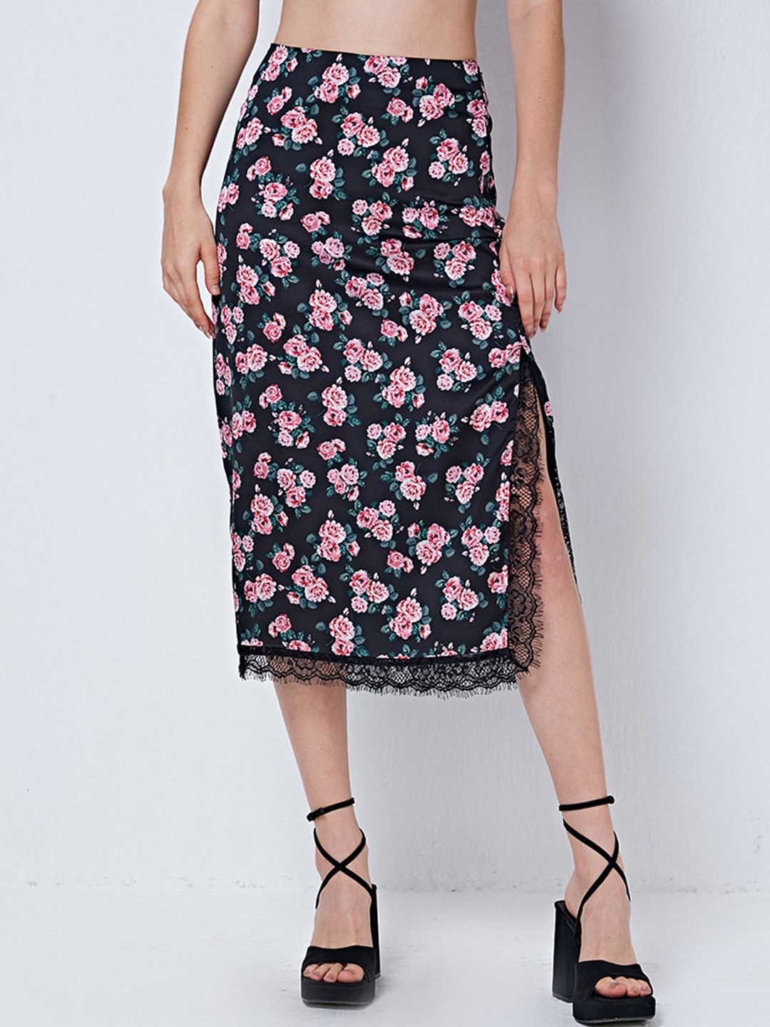 

COVER STORY Black Floral Printed Straight Midi Skirts