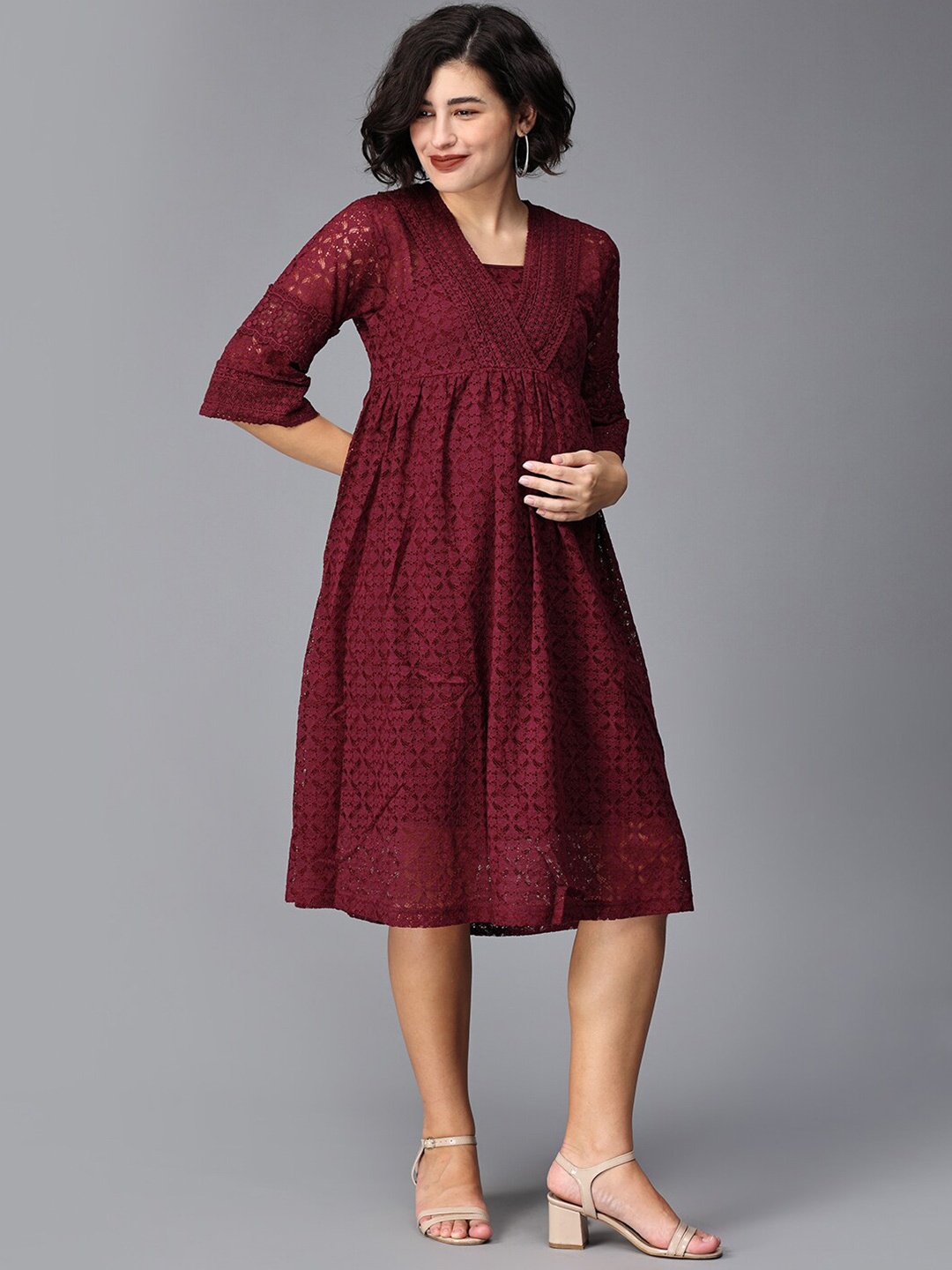 

The Mom Store Self Design Cotton Empire Maternity Midi Dress, Maroon