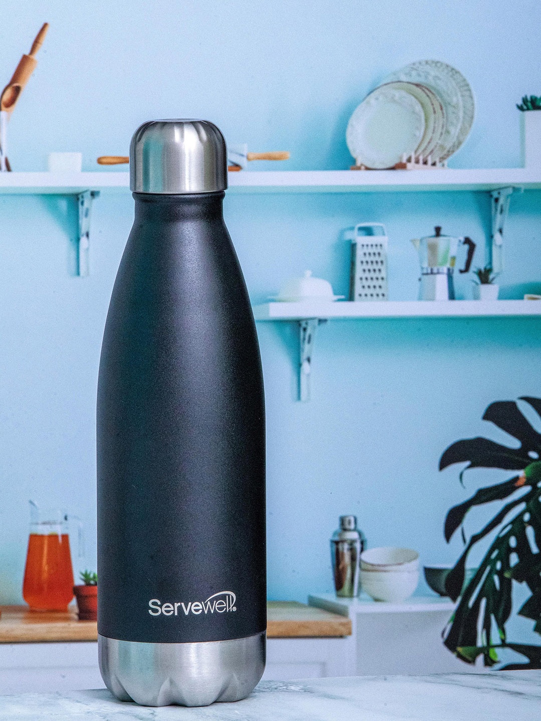 

Servewell Bali Jet Black SS Single Wall Stainless Steel Water Bottle - 750 ml