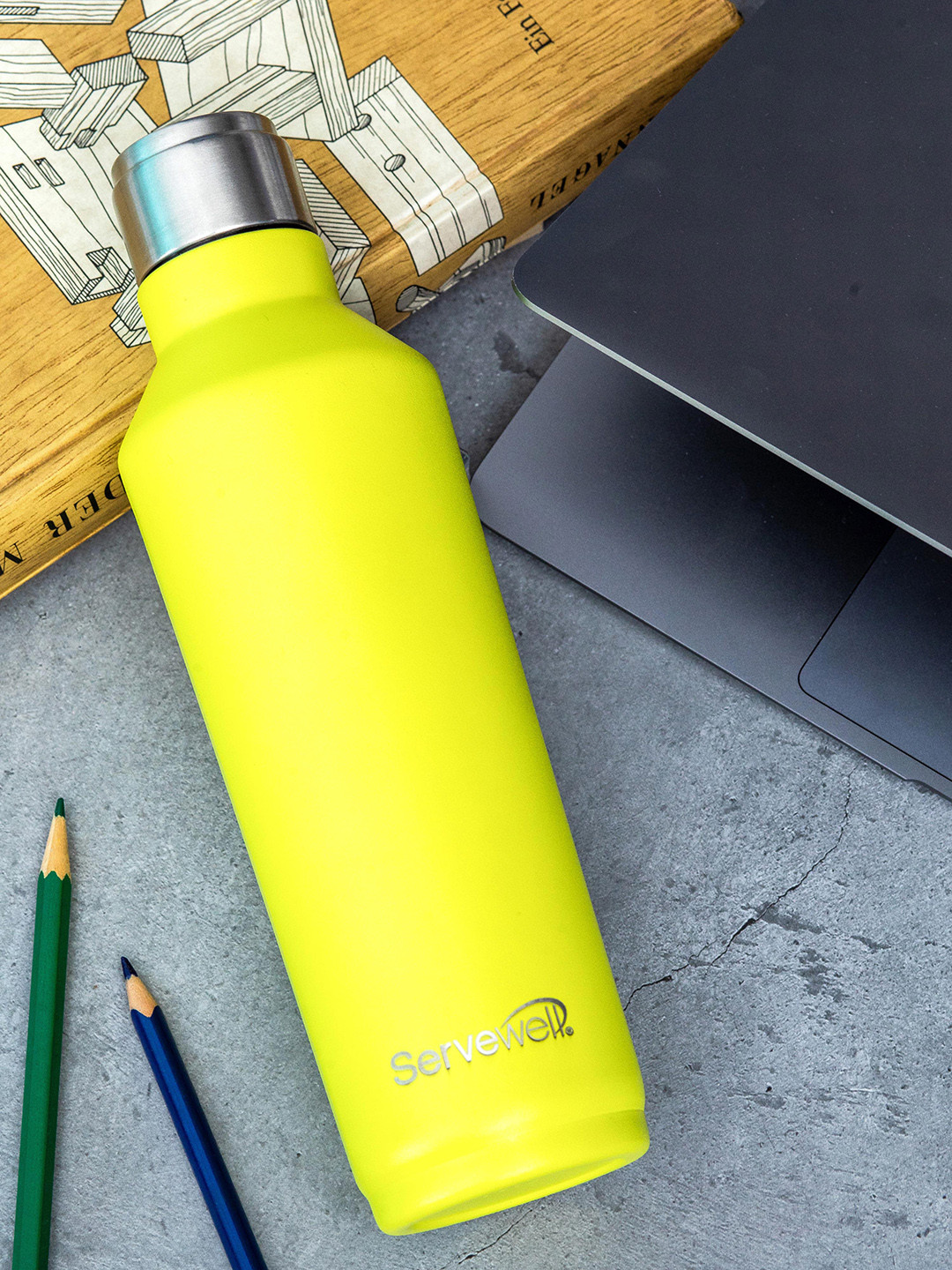 

Servewell Alaska Lime Green SS Single Stainless Steel Water Bottle 820 ml