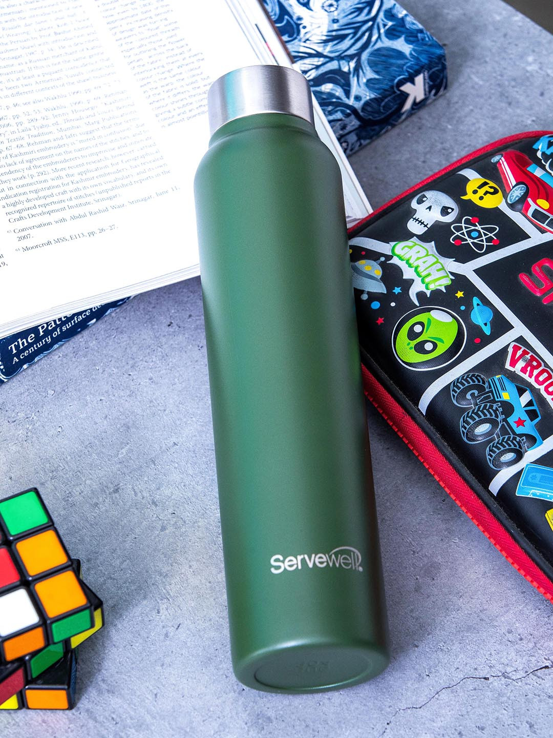 

Servewell Sleek Green Printed Stainless Steel Water Bottle 600ml