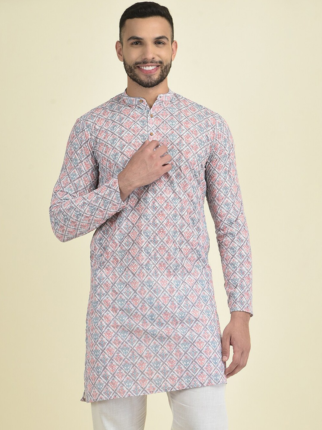 

DEYANN Band Collar Ethnic Motifs Printed Straight Georgette Kurta, Off white