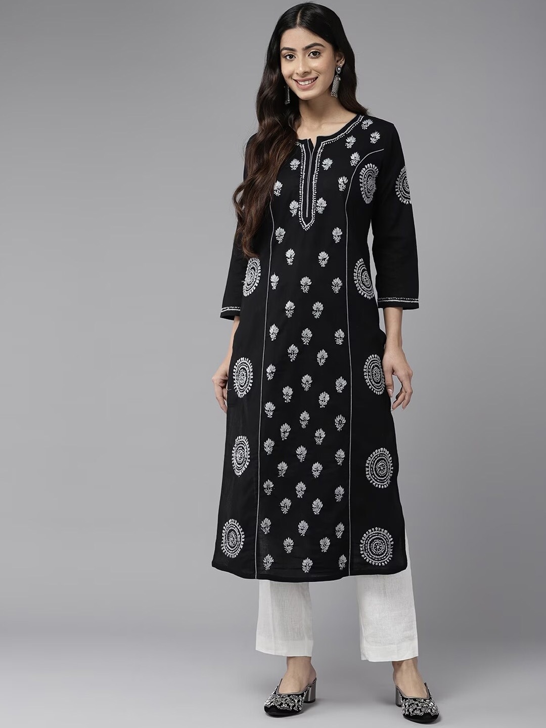 

ADA Ethnic Motifs Embroidered Panelled Notched Neck Kurta, Black