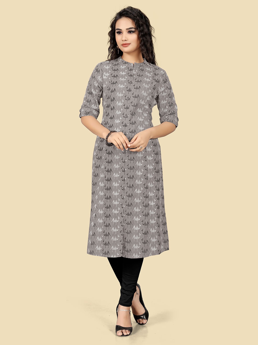 

Indian Women Ethnic Motifs Embroidered Mandarin Collar Pure Cotton Kurta, Grey