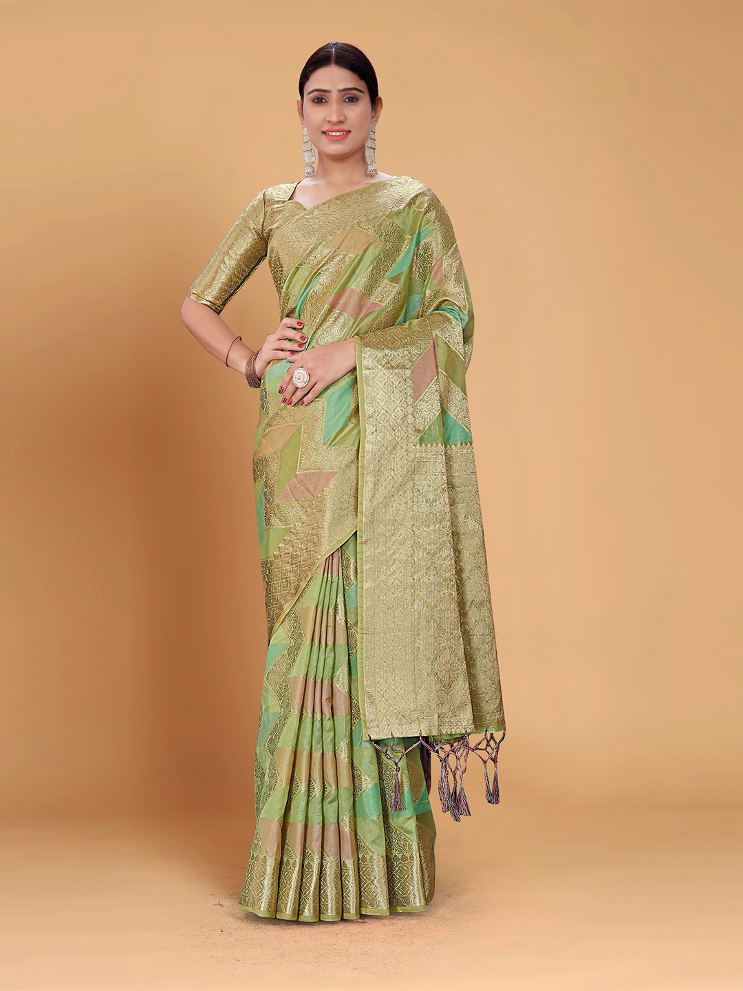 

Mitera Green & Pink Woven Design Zari Organza Banarasi Saree