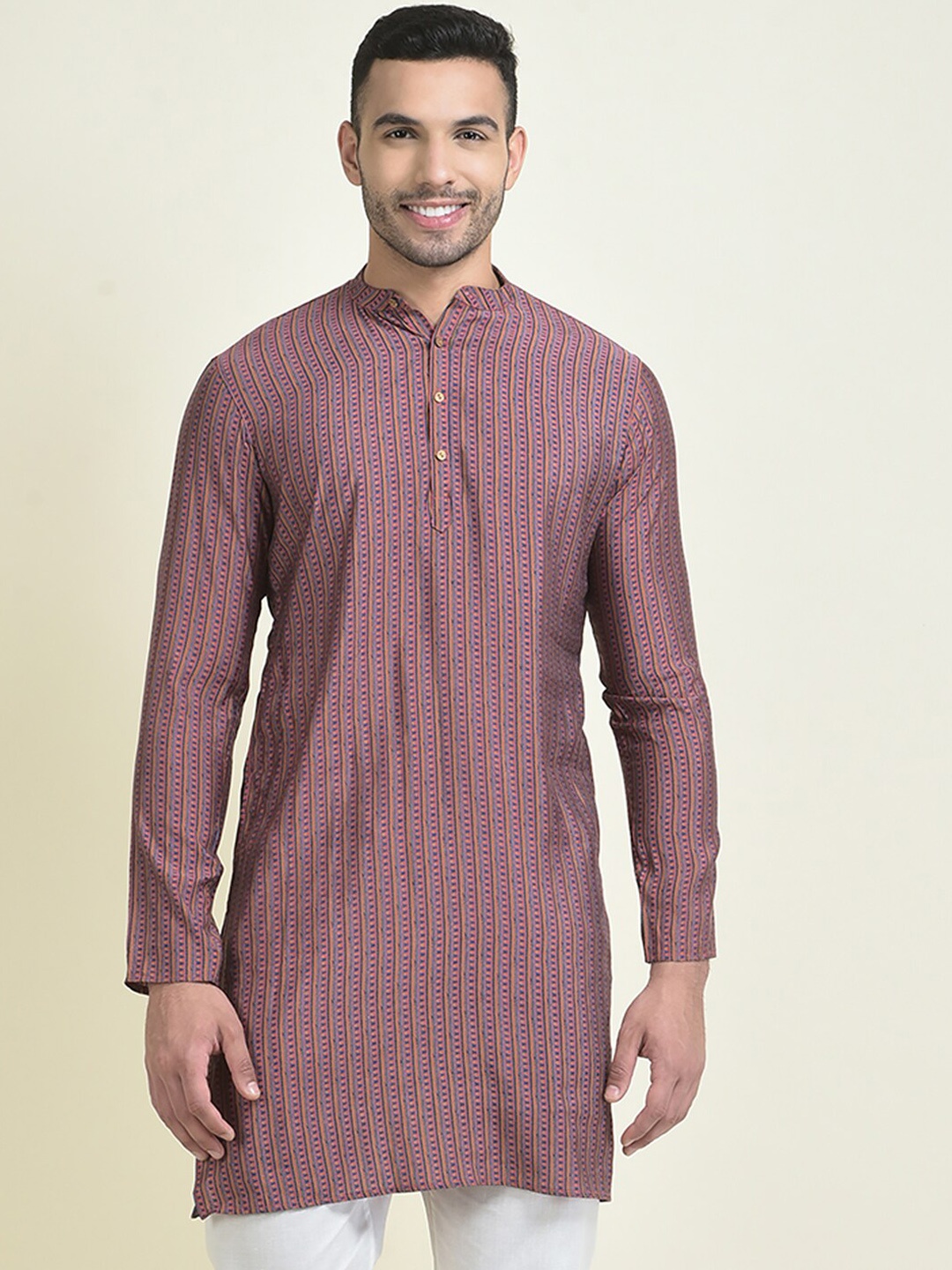 

DEYANN Striped Woven Design Thread Work Mandarin Collar Cotton Kurta, Navy blue