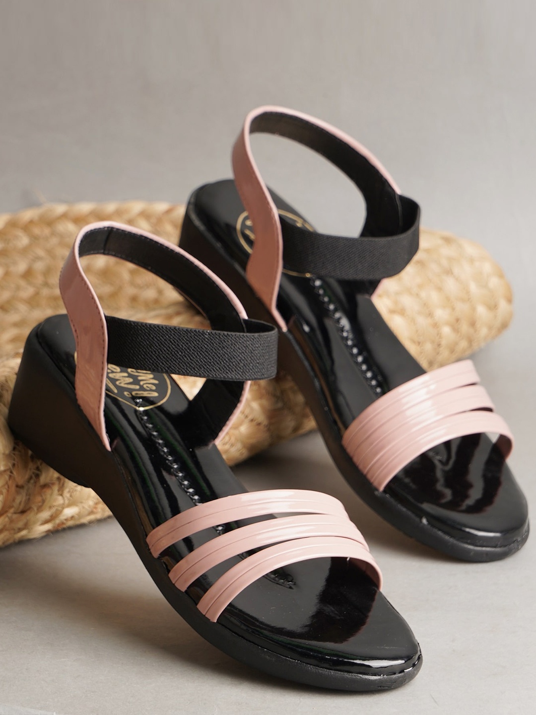 

Try Me Colourblocked Open Toe Flats with Ankle Loop, Pink