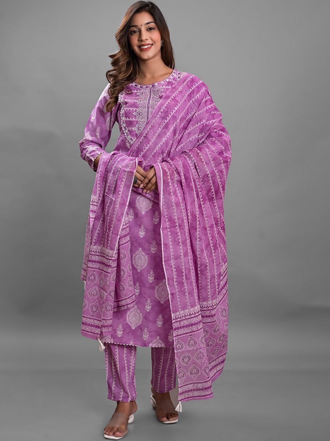 

KASHEEDA Ethnic Motifs Printed Regular Pure Cotton Kurta with Harem Pants & Dupatta, Purple