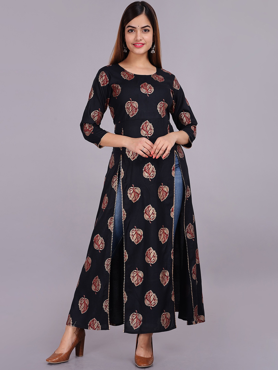 

PURSHOTTAM WALA Women Ethnic Motif Print Gotta Patti High Slit Kurta, Black
