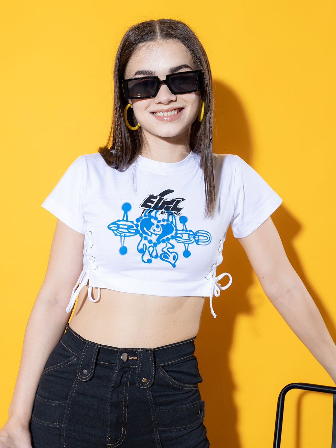 

Stylecast X Hersheinbox White Graphic Printed Ruched Pure Cotton Crop Top