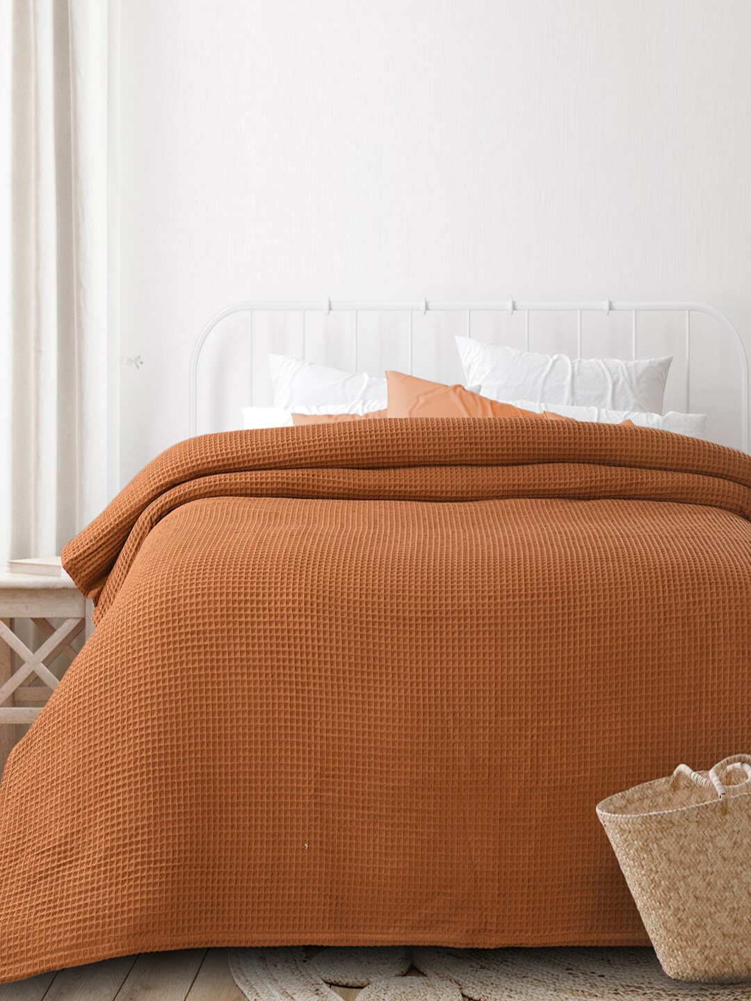 

AVI Living Rust AC Room 400 GSM Single Bed Blanket