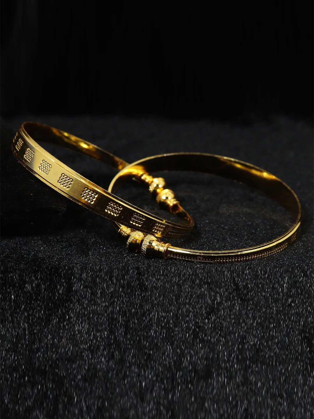 

NMII Set Of 2 Gold-Plated Crystal-Studded Bangles