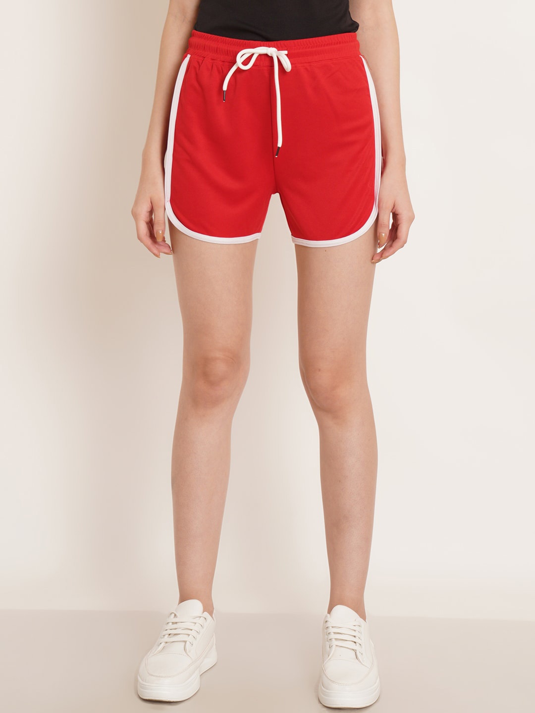 

Kushi Flyer Women Mid-Rise Shorts, Red