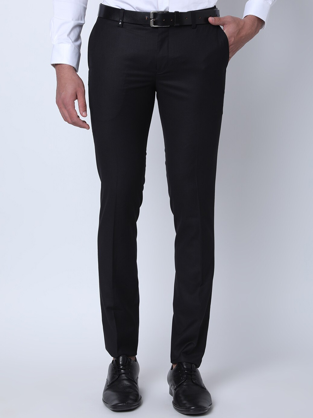 

Oxemberg Men Slim Fit Mid-Rise Formal Trousers, Black