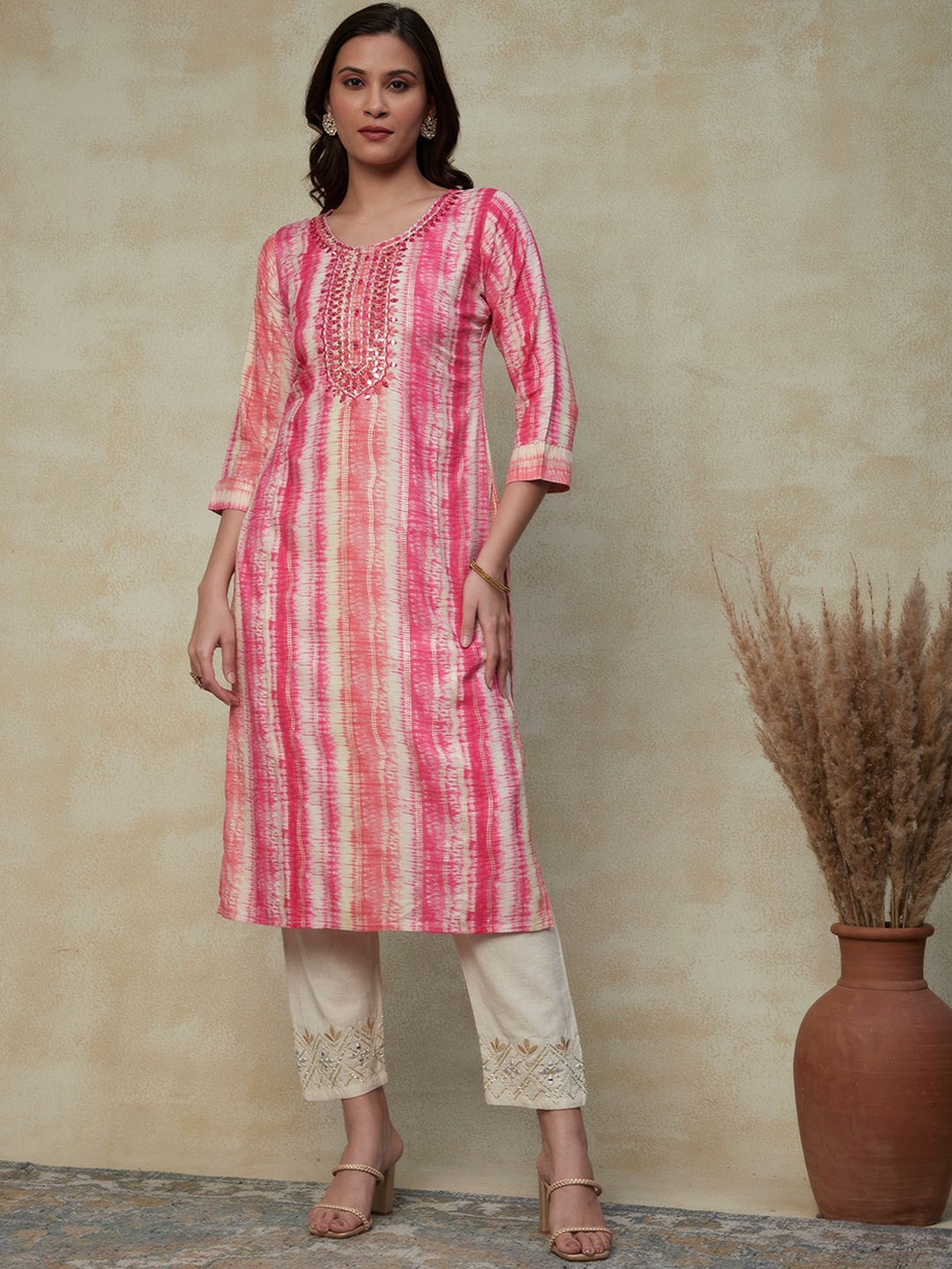 

FASHOR Pink Embroidered Mirror Work Kurta