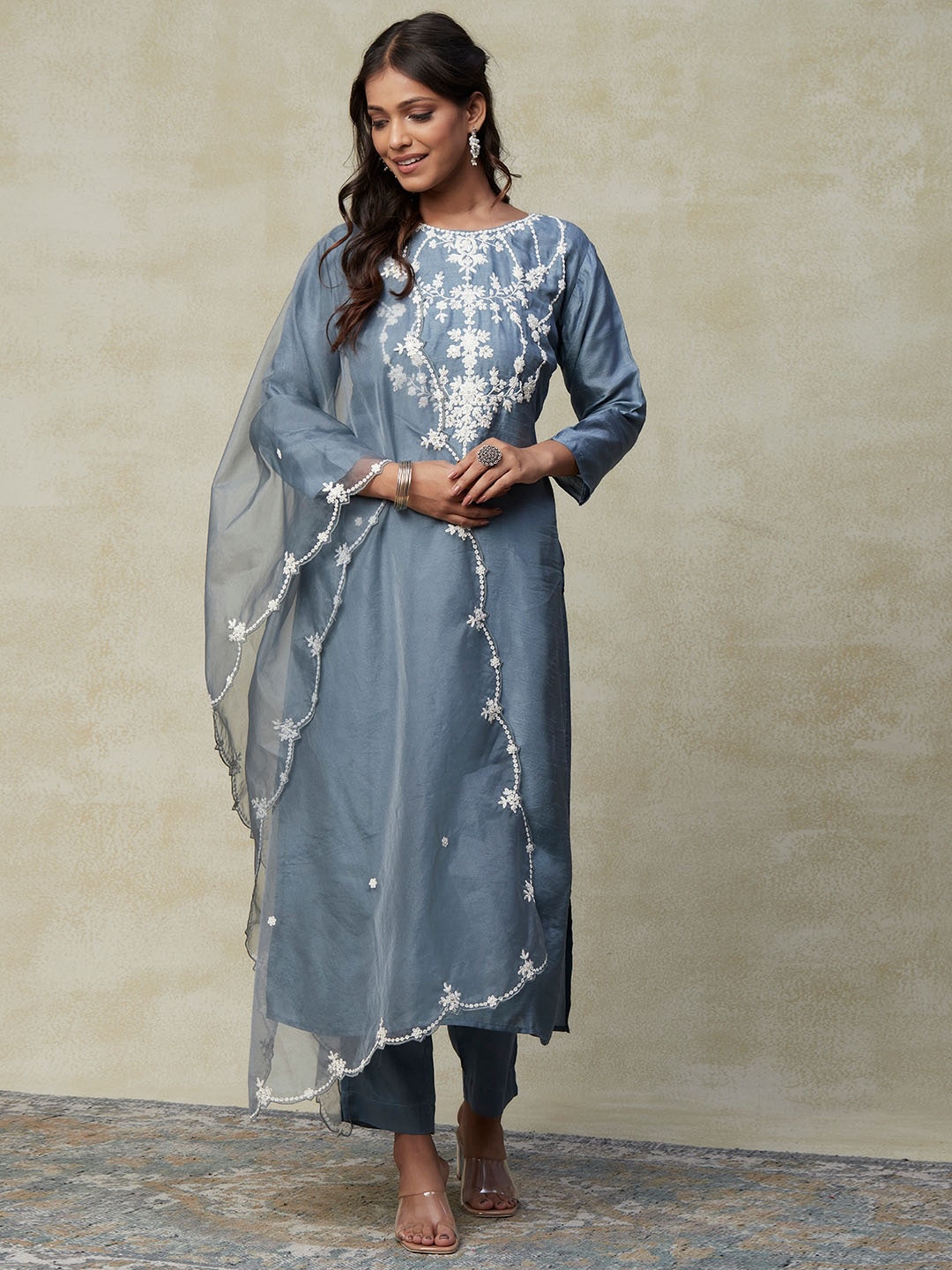 

FASHOR Grey Floral Embroidered Thread Work Kurta with Trousers & Dupatta