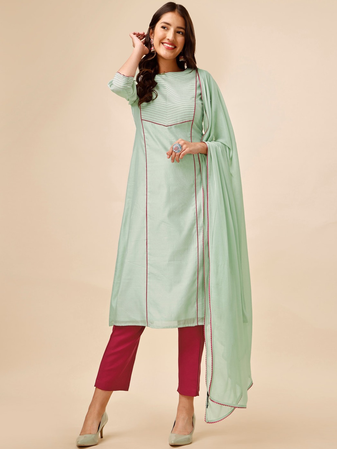 

Inddus Regular Chanderi Cotton Kurta with Trousers & Dupatta, Green