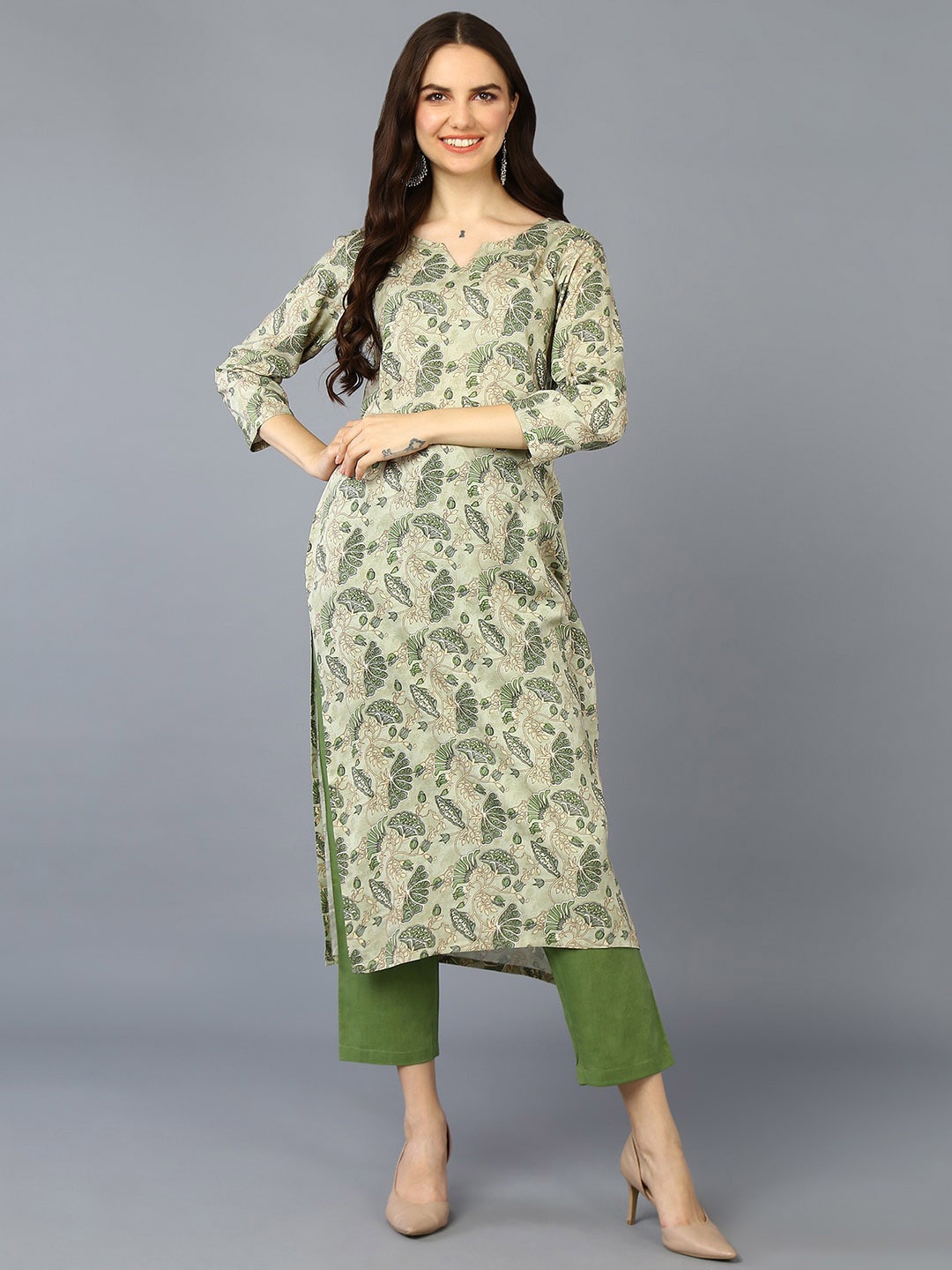 

AHIKA Floral Printed Straight Kurta, Green
