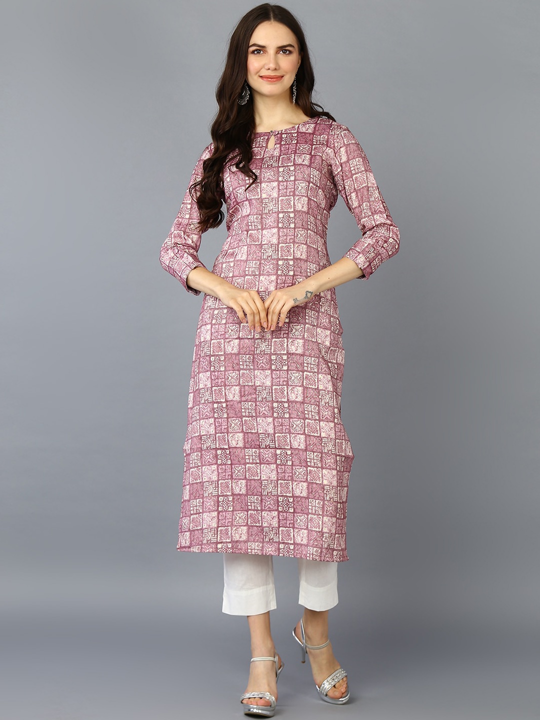 

AHIKA Checked Keyhole Neck Straight Kurta, Pink