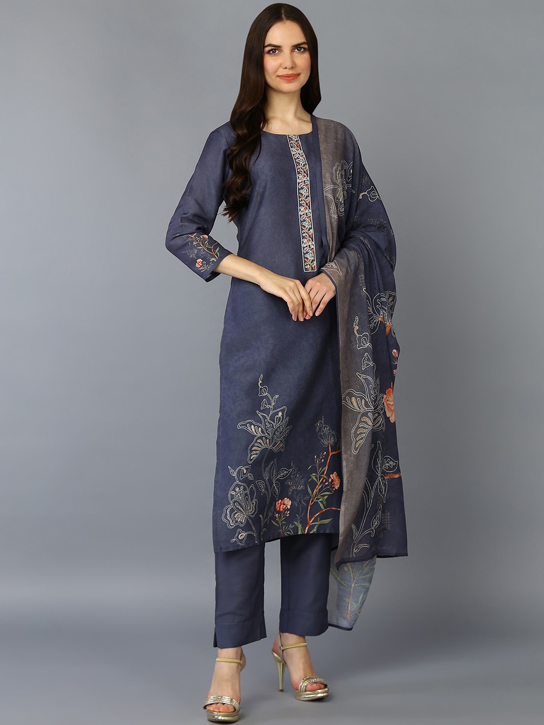 

AHIKA Floral Printed Kurta With Trousers & Dupatta, Grey