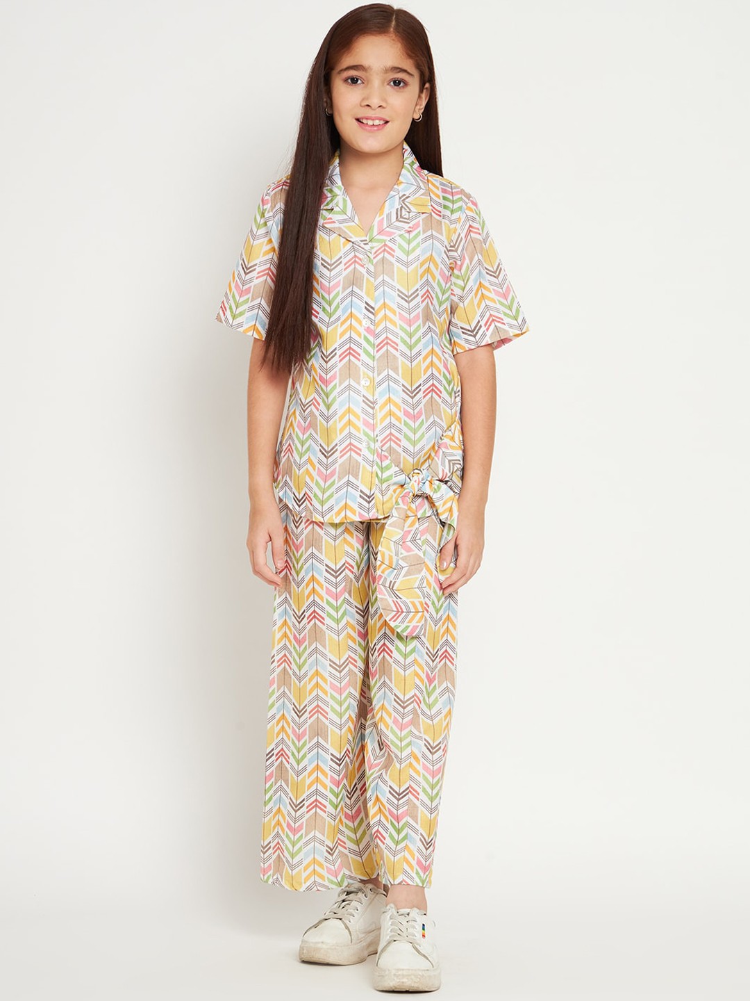 

Readiprint Girls Geometric Printed Shirt Collar Pure Cotton Shirt With Trousers, White
