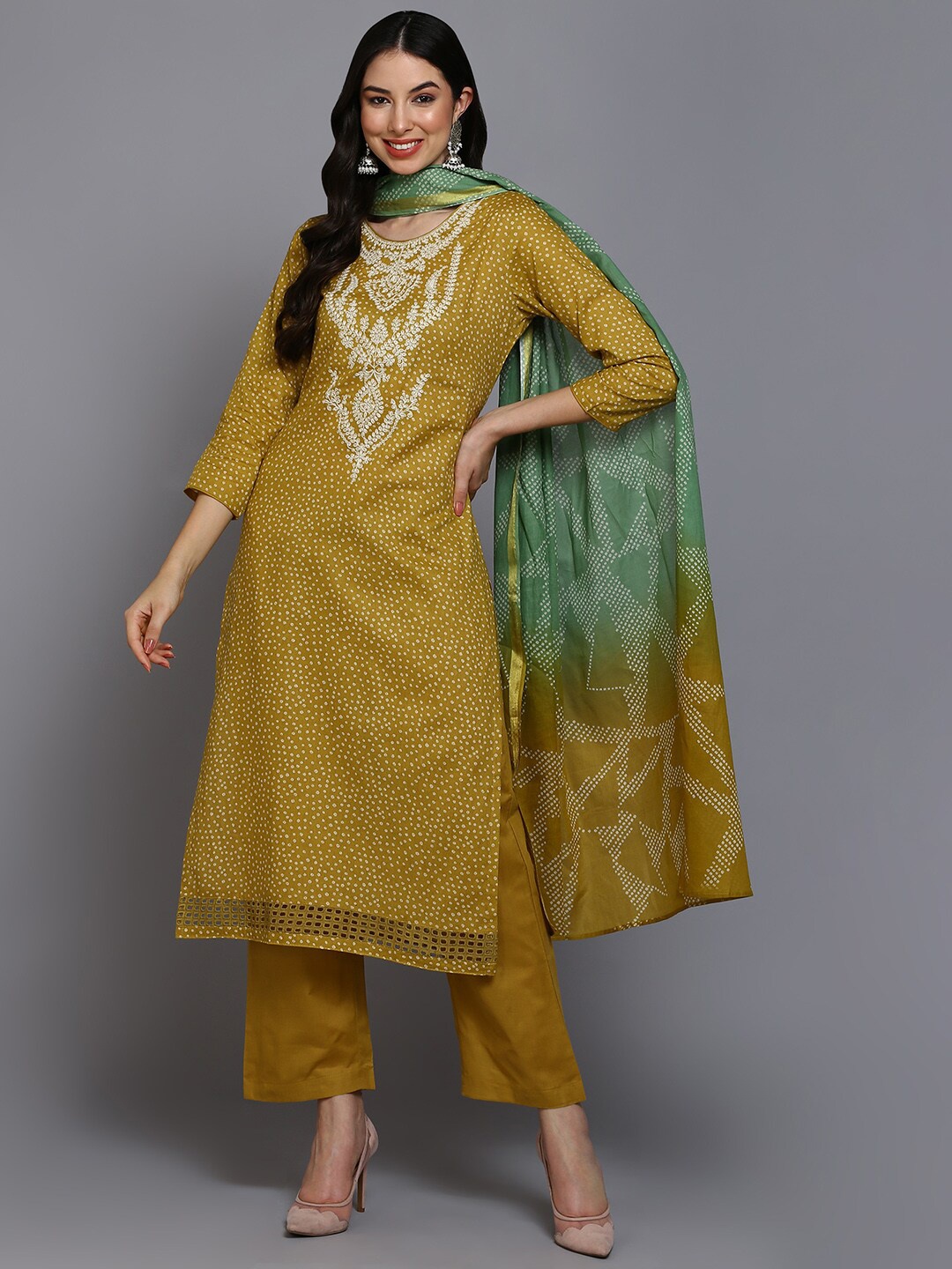 

AHIKA Bandhani Printed Thread Work Regular Pure Cotton Kurta With Trousers & Dupatta, Mustard