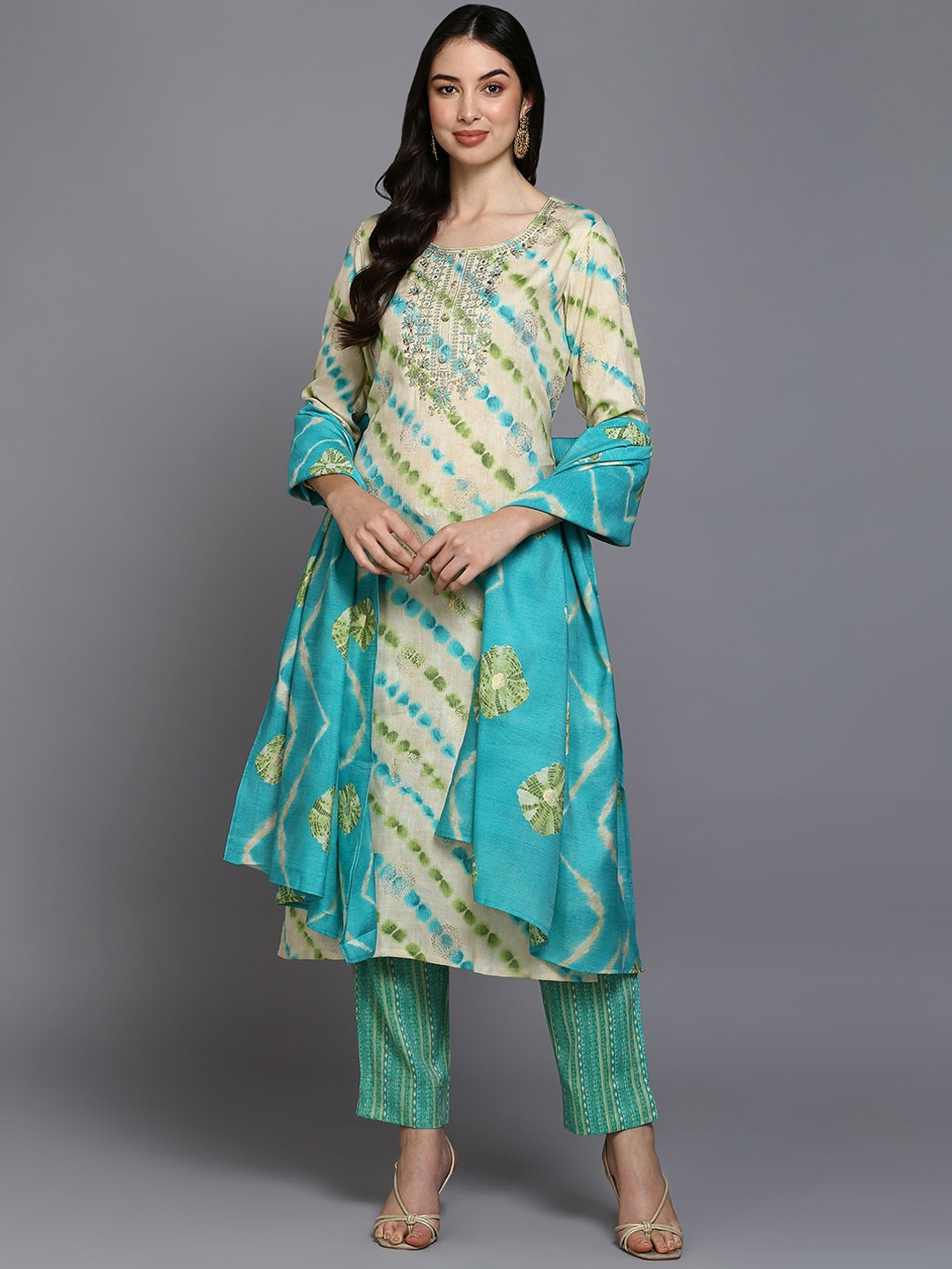 

AHIKA Ethnic Motifs Printed Regular Kurta With Trousers & With Dupatta, Nude