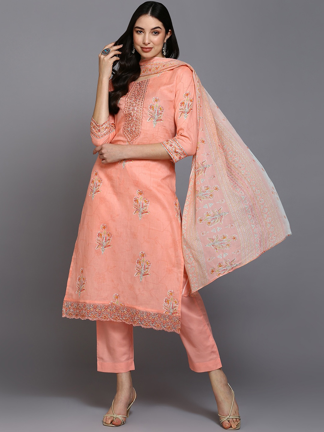 

AHIKA Floral Printed & Embroidered Straight Kurta With Trousers & Dupatta, Peach