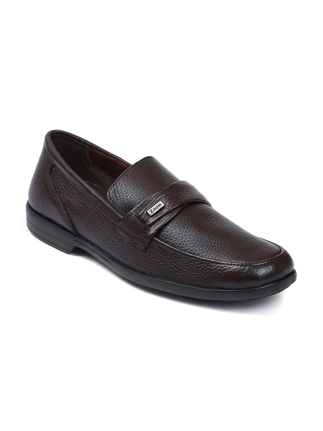 

Zoom Shoes Men Textured Leather Lightweight Loafers, Brown