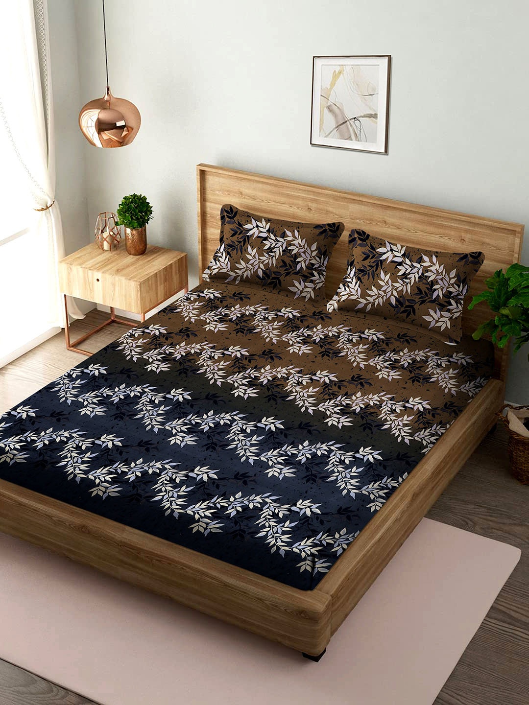 

MODEFE Brown & Navy Blue Floral 180 TC Cotton Queen Bedsheet with 2 Pillow Covers
