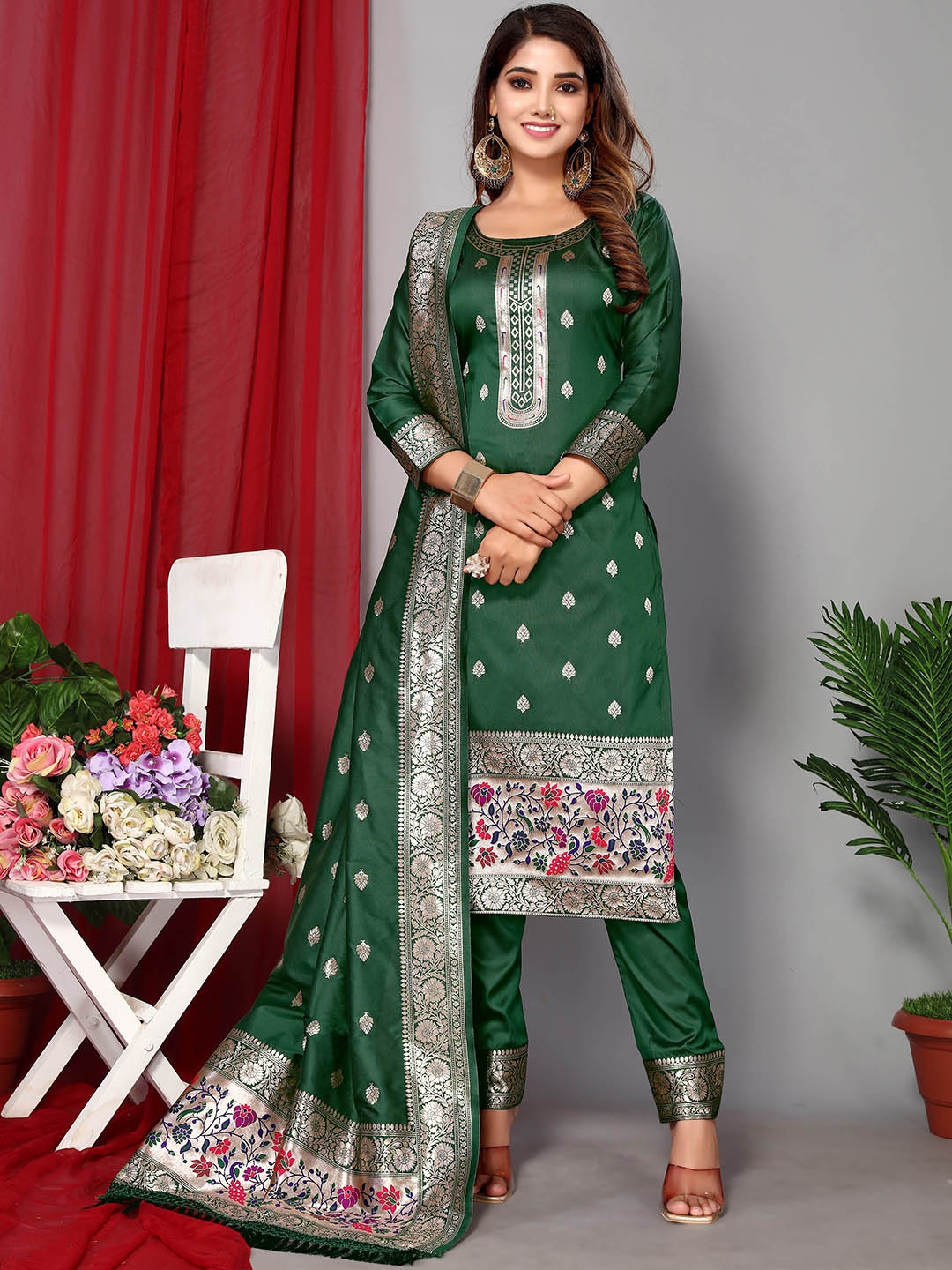 

Ekta Textiles Green & Gold-Toned Unstitched Dress Material