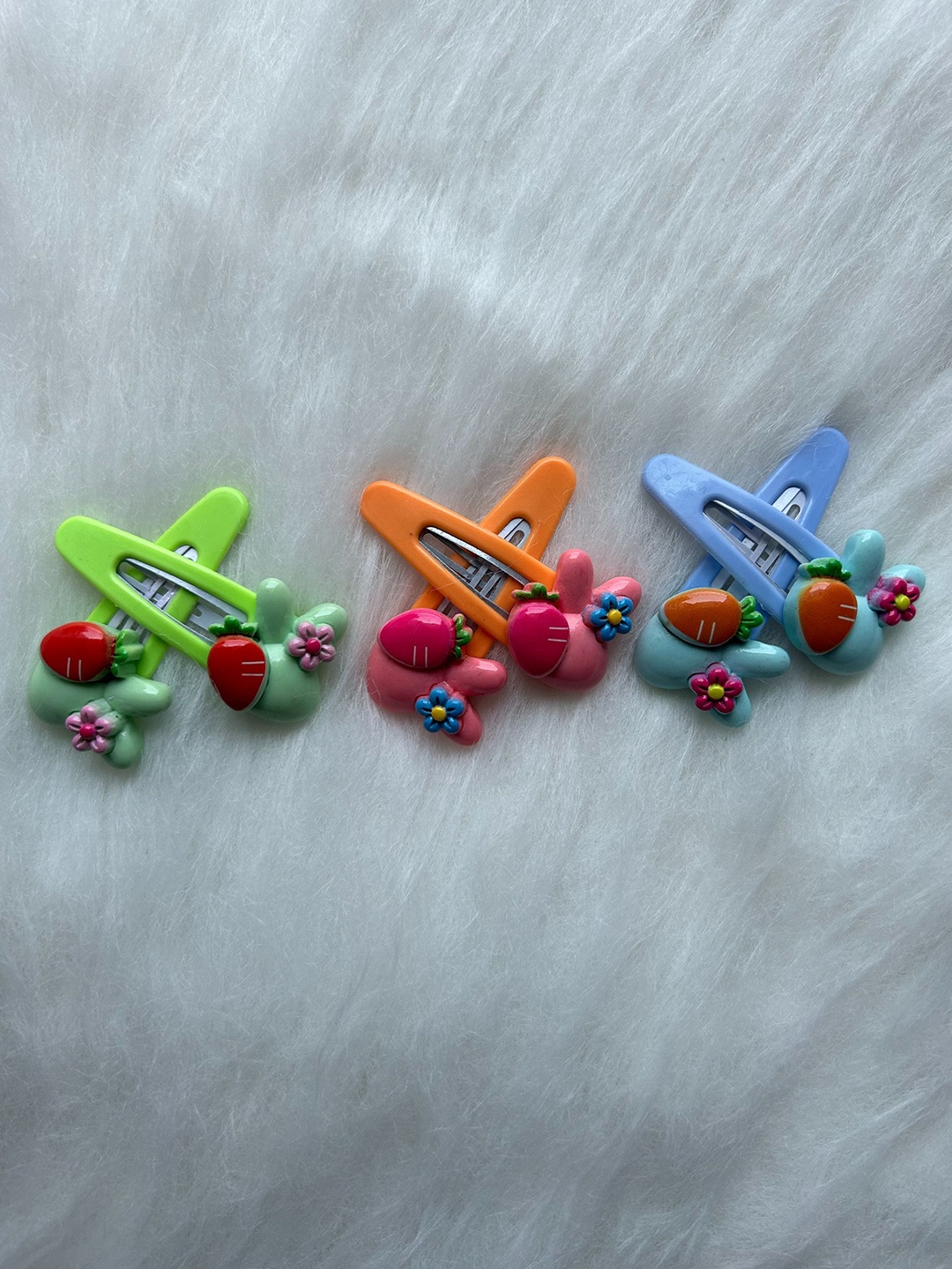 

LYTIX Girls Set of 6 Bunny Tic Tac Hair Clips, Green