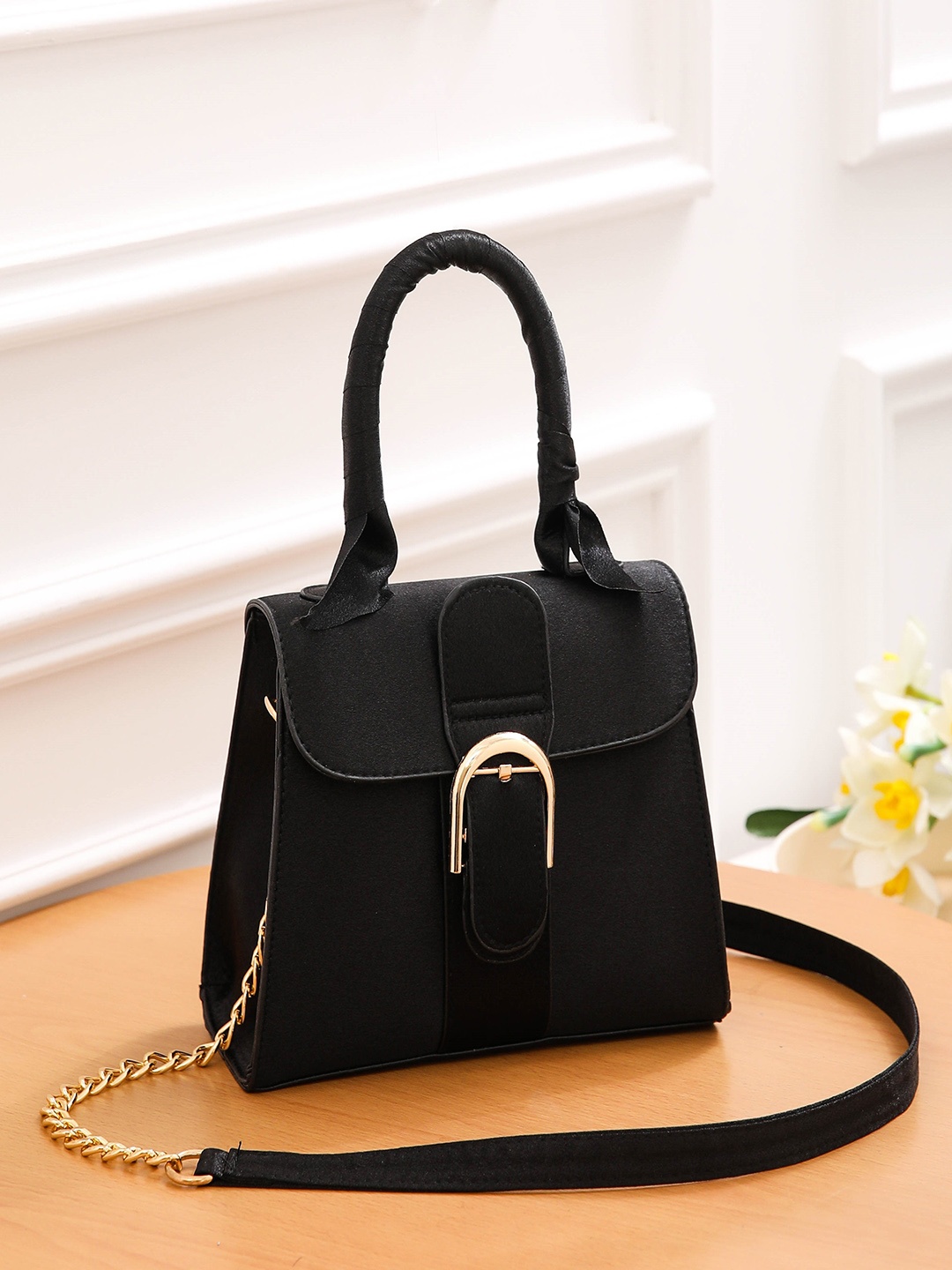 

Diva Dale PU Structured Sling Bag, Black