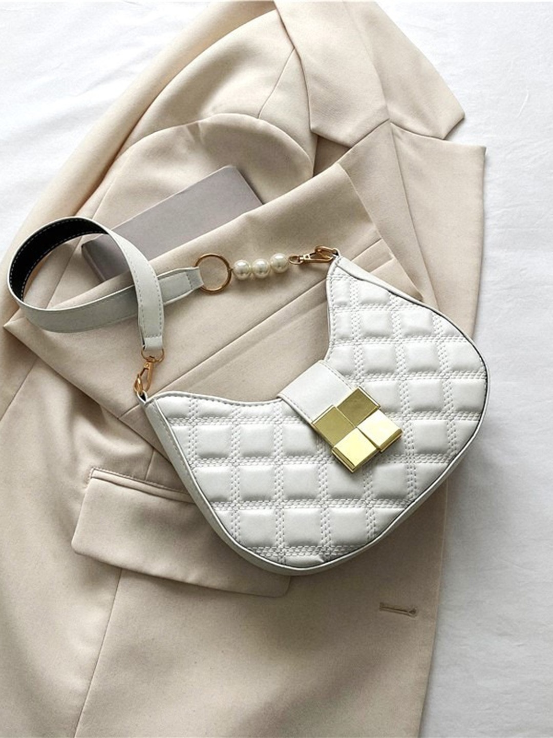 

Diva Dale Textured Structured Shoulder Bag With Quilted, White