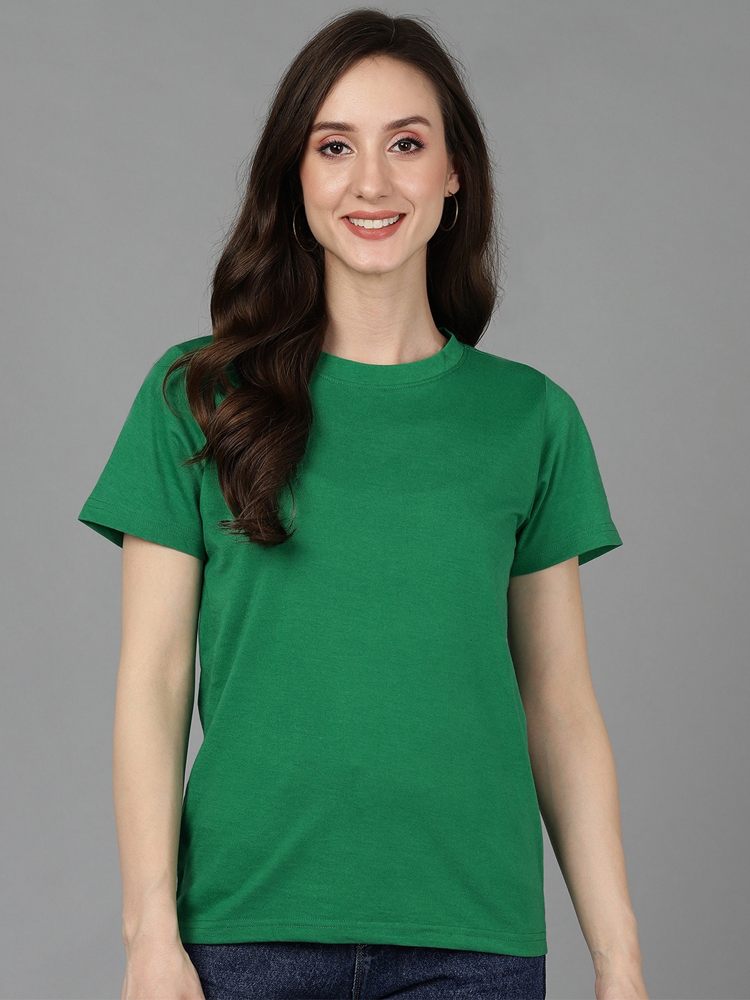 

Adyavastram Women Green Pockets T-shirt