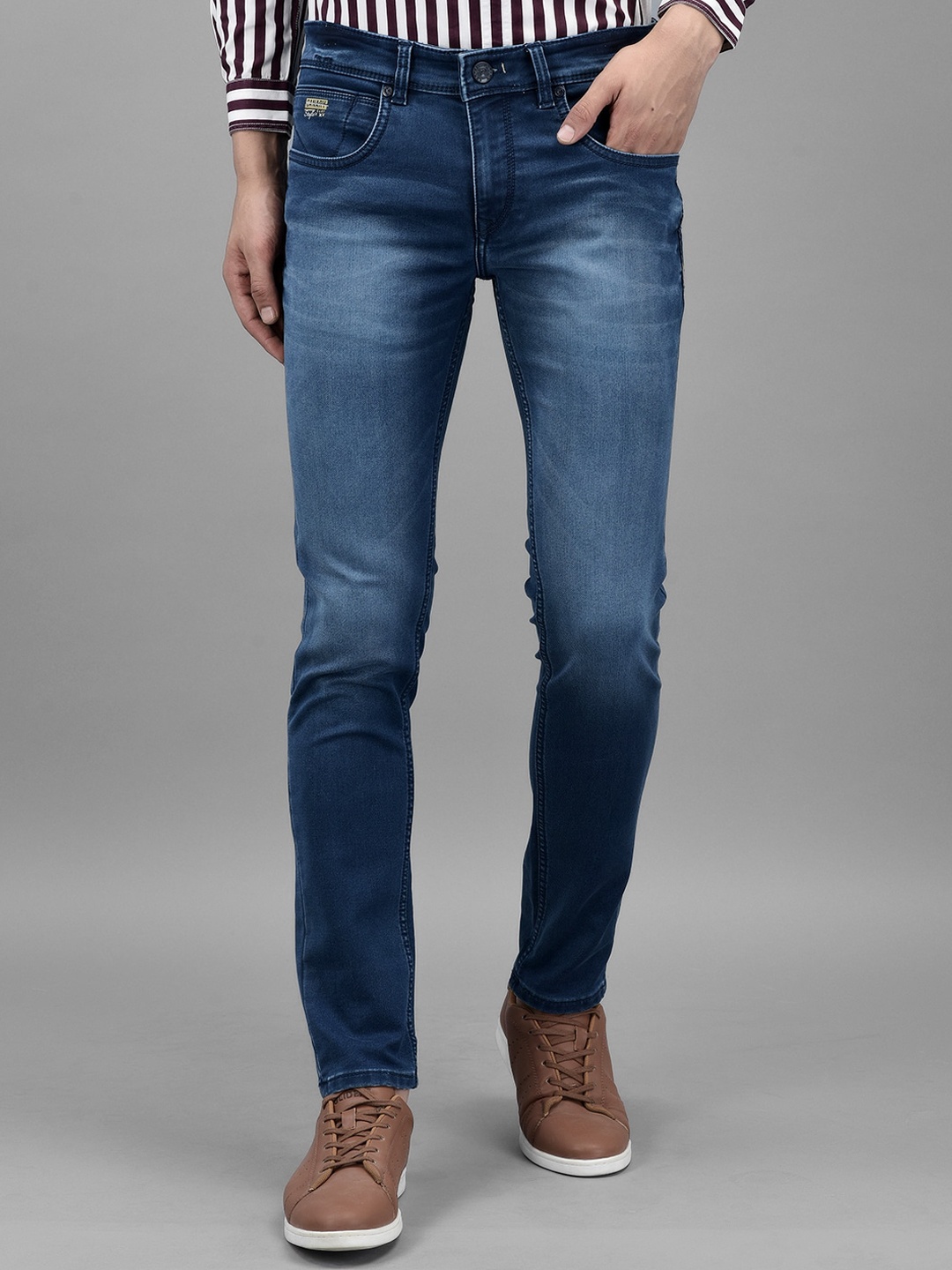 

Canary London Men Smart Skinny Fit Light Fade Stretchable Jeans, Blue