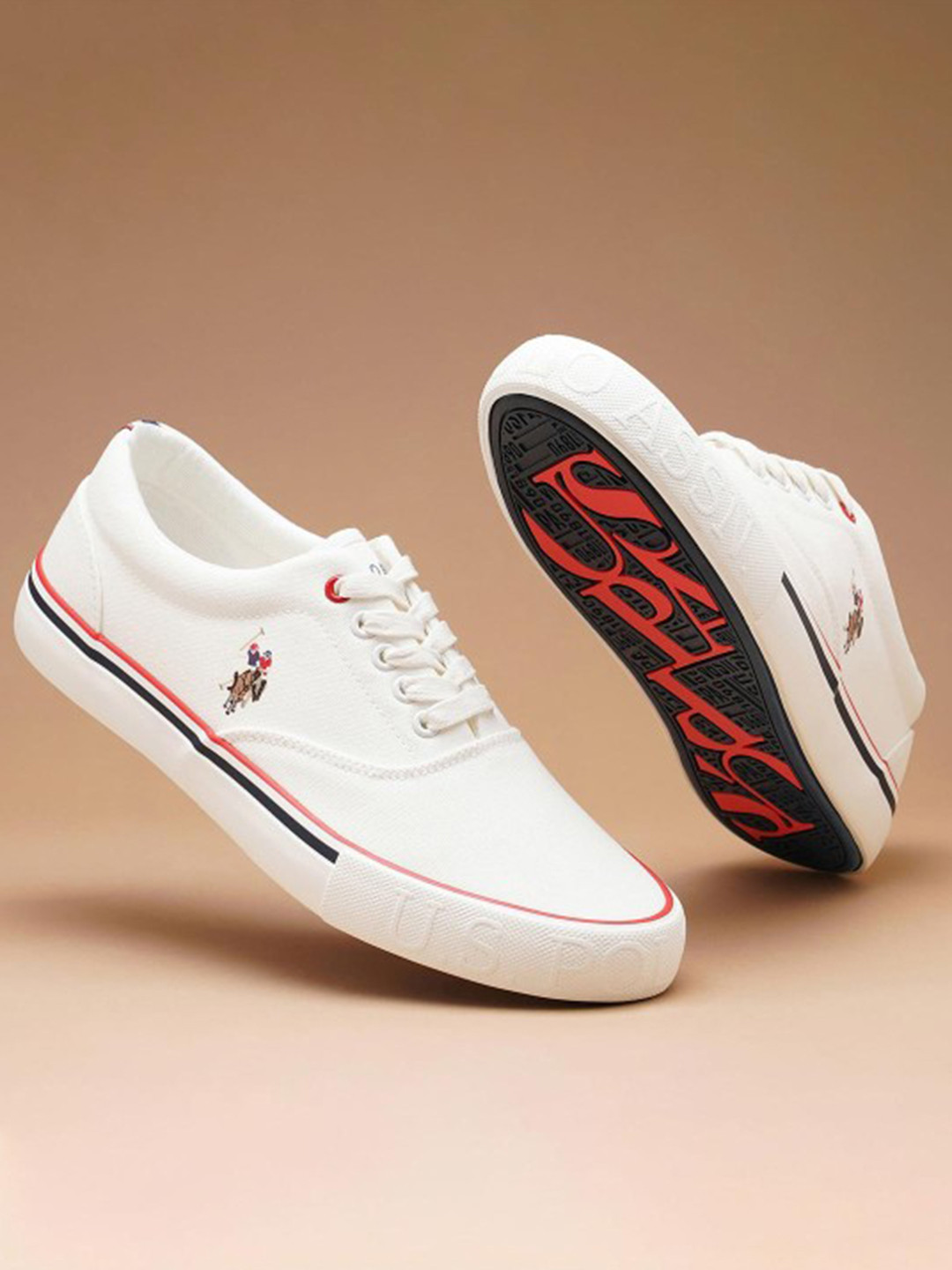 

U.S. Polo Assn. Men Clyde Classics Sneakers, Off white
