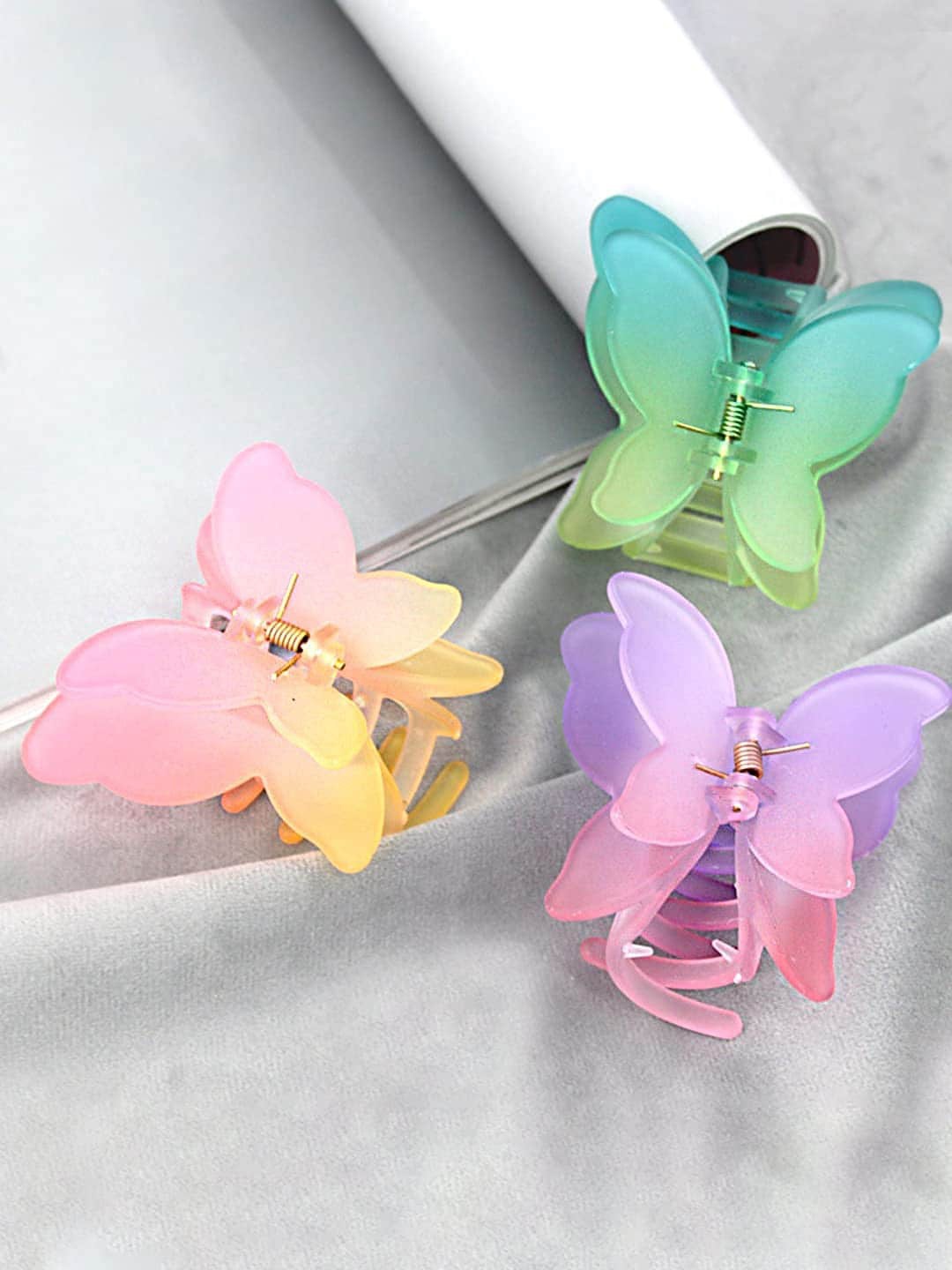

CHRONEX Women Set Of 4 Butterfly Large sized Hair Claw, Pink
