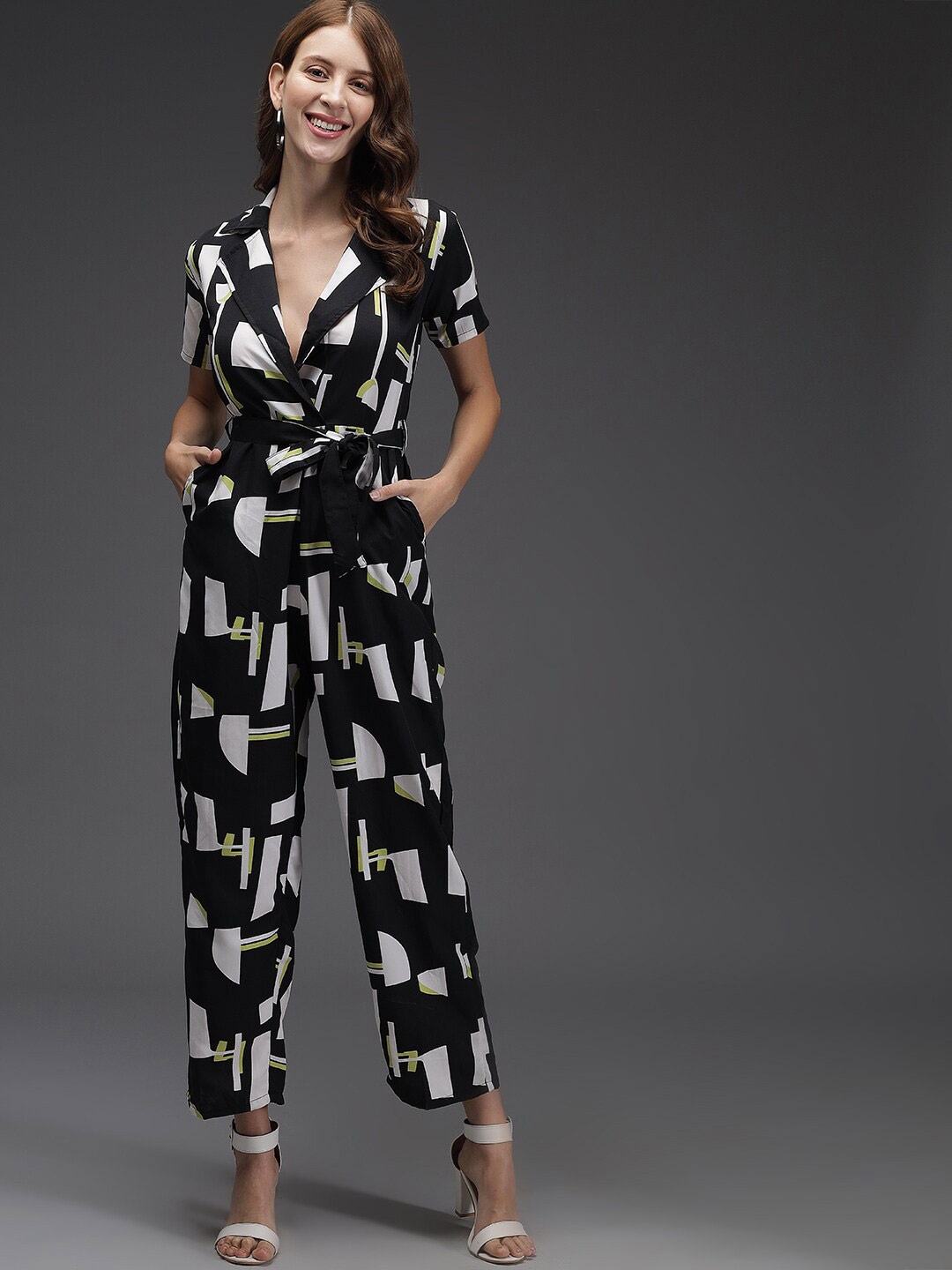 

BAESD Geometric Printed Jumpsuit With Belt, Black