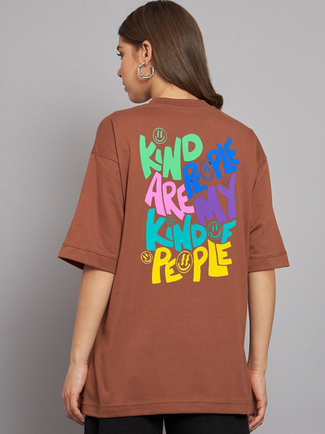 

Imsa Moda Typography Printed Drop Shoulder Sleeves Cotton Oversized Longline T-shirt, Coffee brown