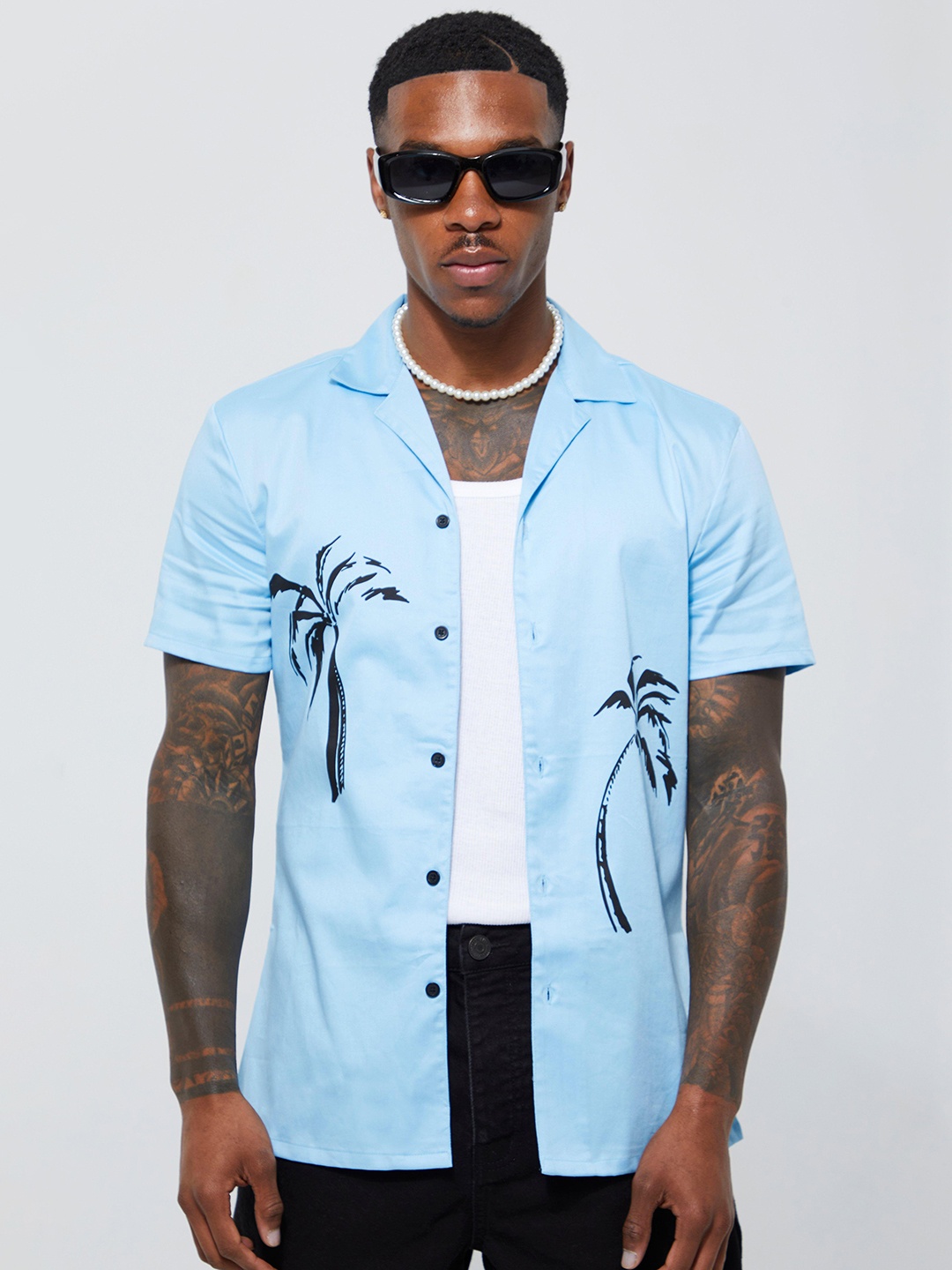 

boohooMAN Short Sleeves Tropical Printed Cuban Collar Casual Shirt, Blue
