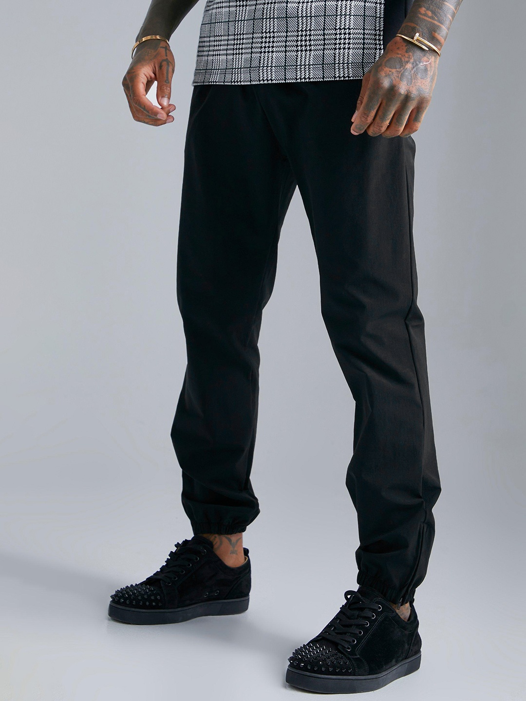 

boohooMAN Slim Fit Joggers, Black