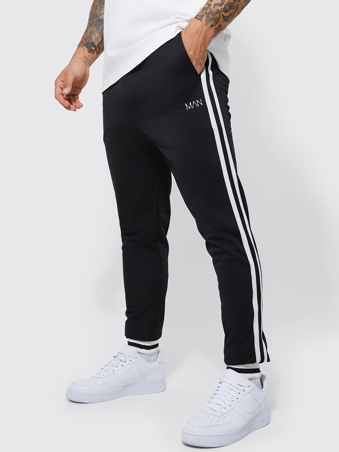 

boohooMAN Slim Fit Joggers, Black