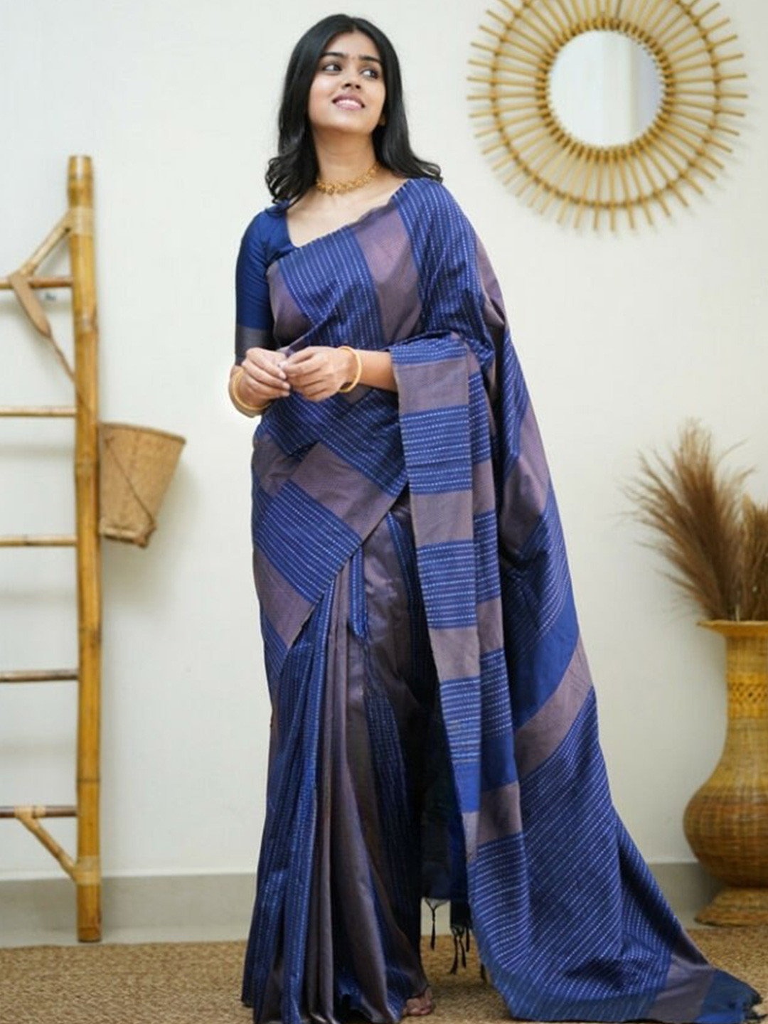 

Fab Viva Striped Woven Design Zari Banarasi Saree, Blue
