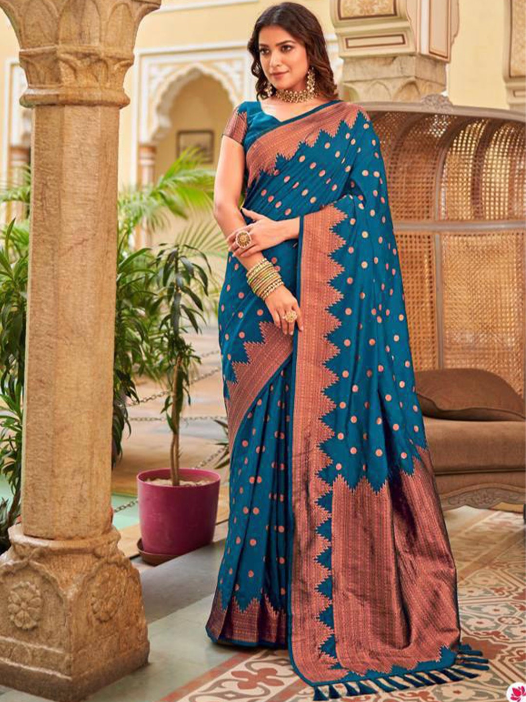 

Fab Viva Ethnic Motifs Woven Design Zari Banarasi Saree, Teal