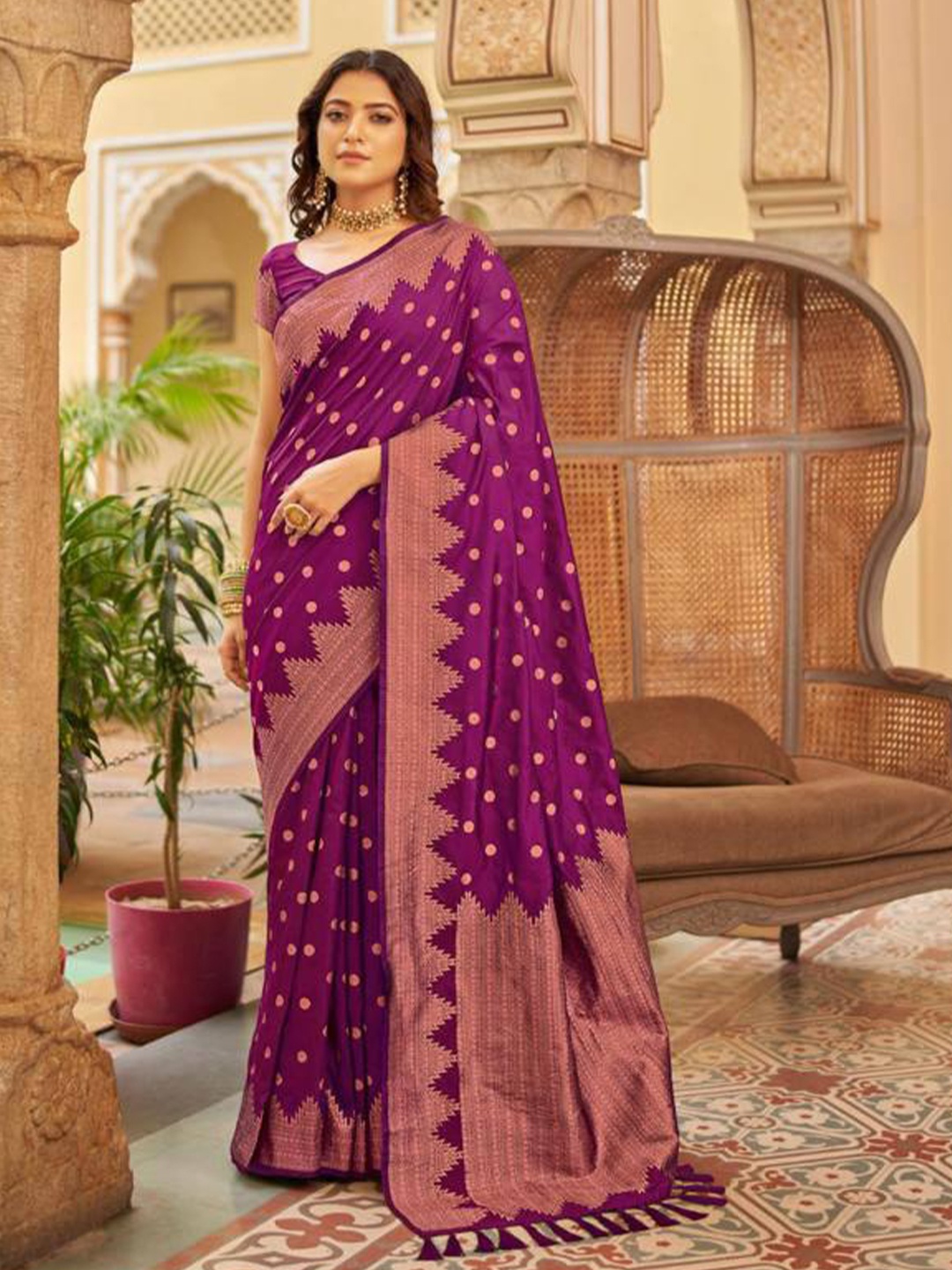 

Fab Viva Ethnic Motif Woven Design Zari Banarasi Saree, Purple