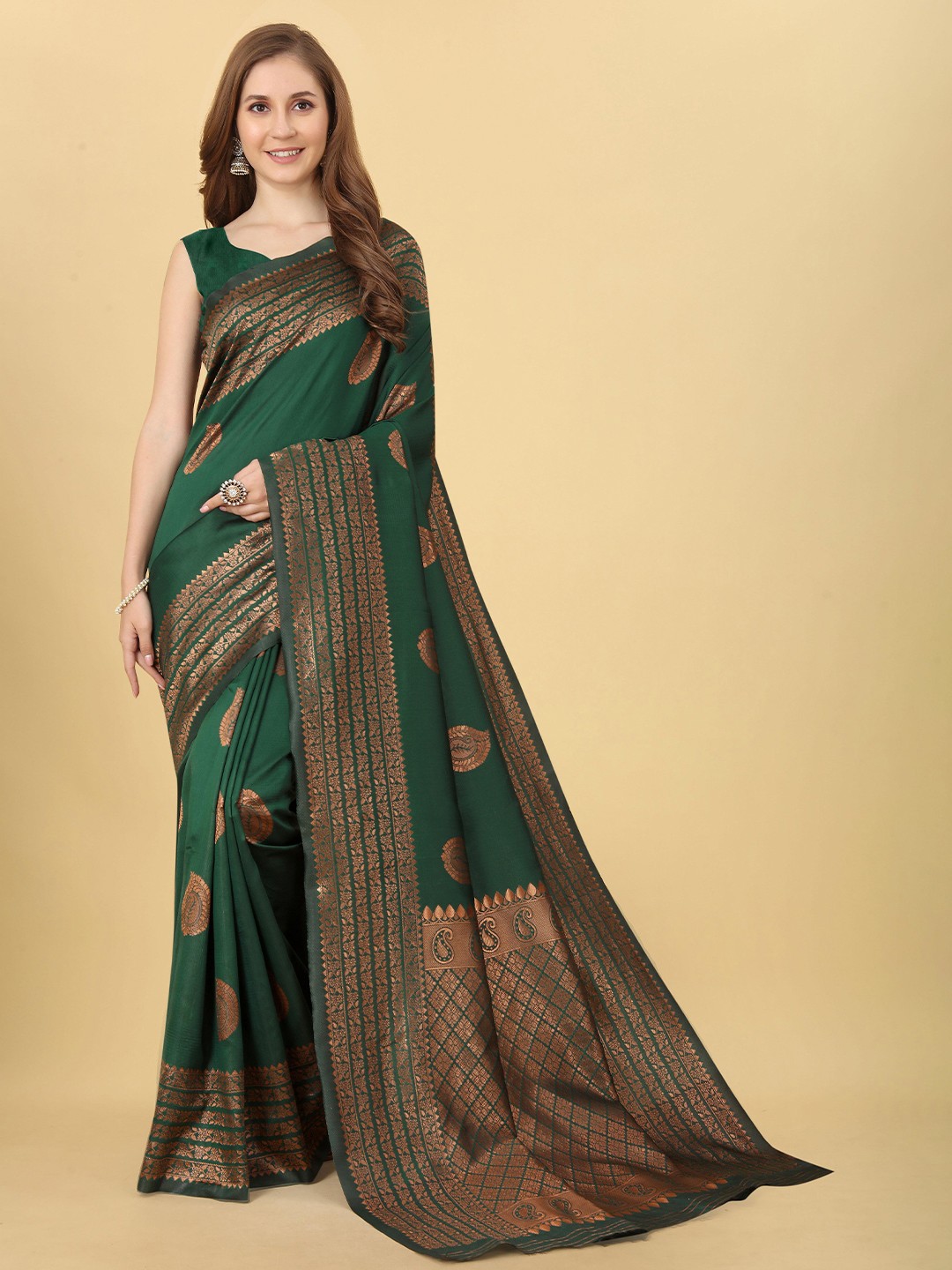 

Fab Viva Paisley Woven Design Zari Banarasi Saree, Green