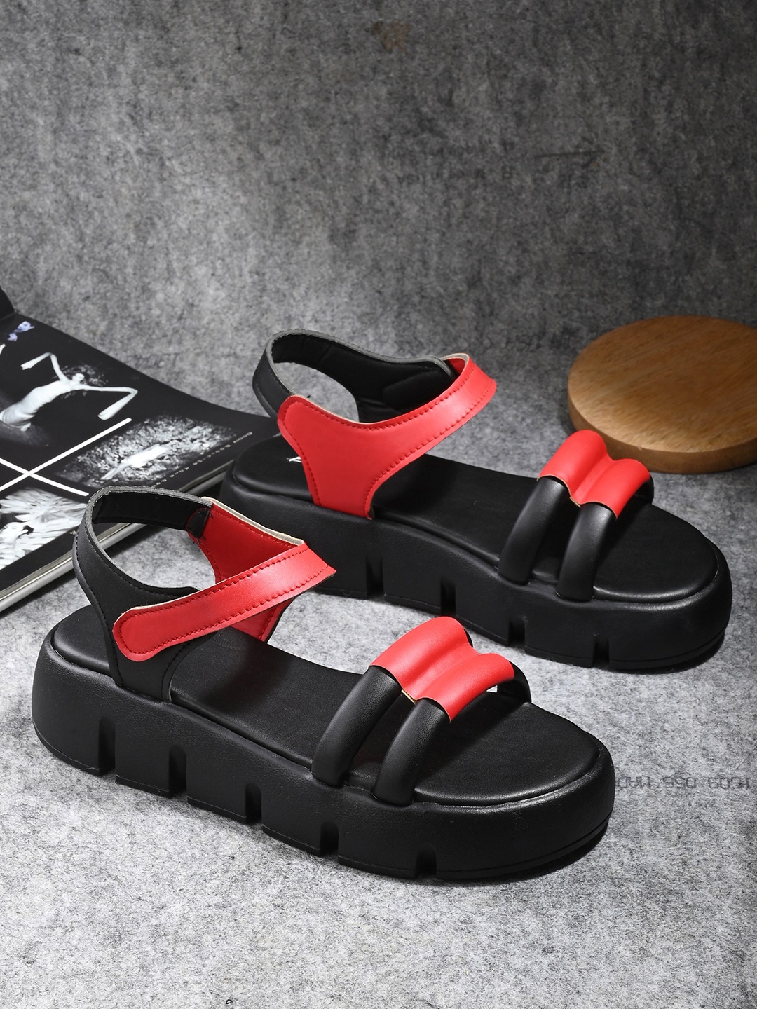 

knoos Colourblocked Open Toe Flatform Heels With Backstrap, Black