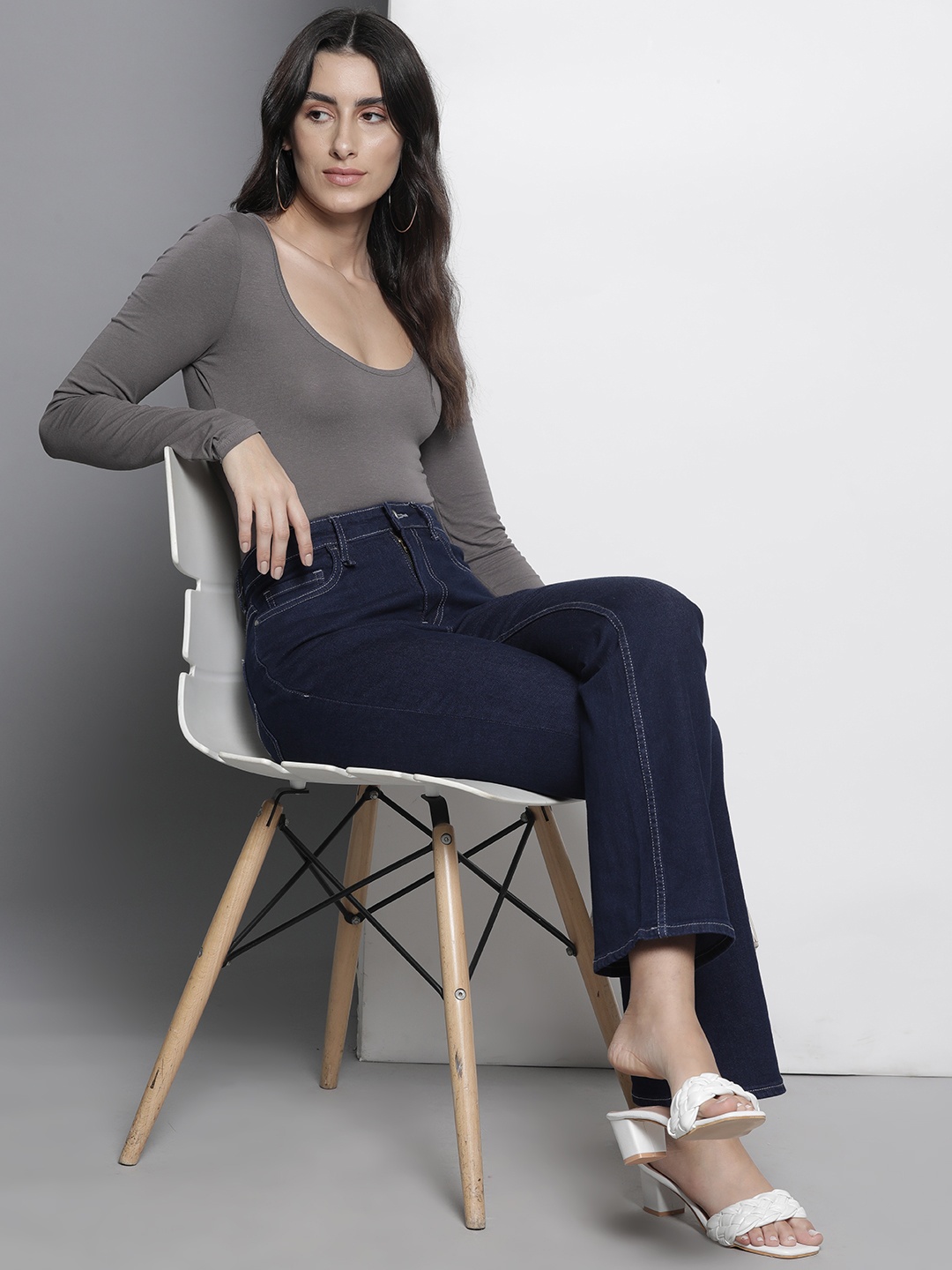 

Boohoo Long Sleeves Scoop Neck Bodysuit, Grey